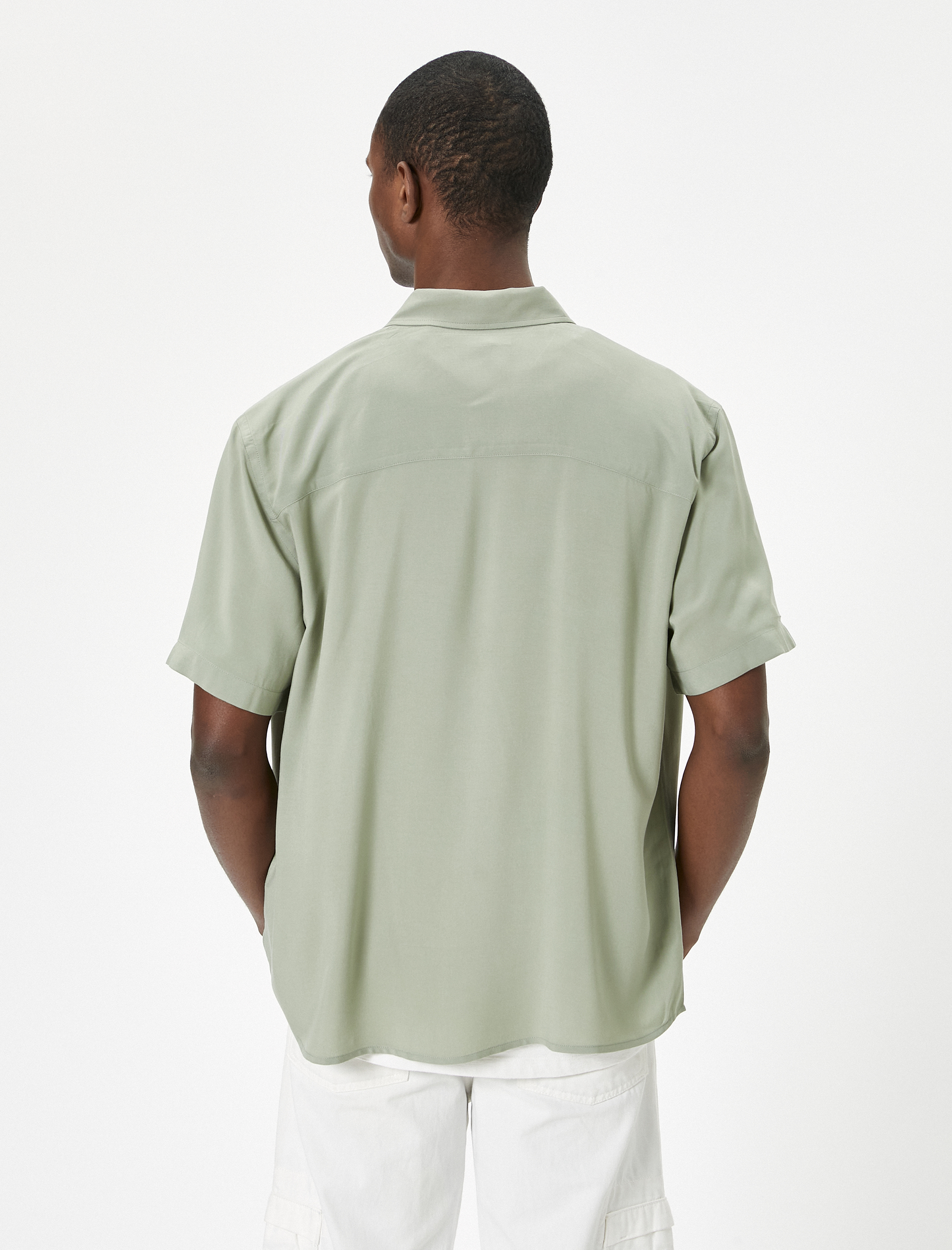   Yazlık Gömlek Kısa Kollu Klasik Yaka Düğmeli Viskon Kumaş Regular Fit