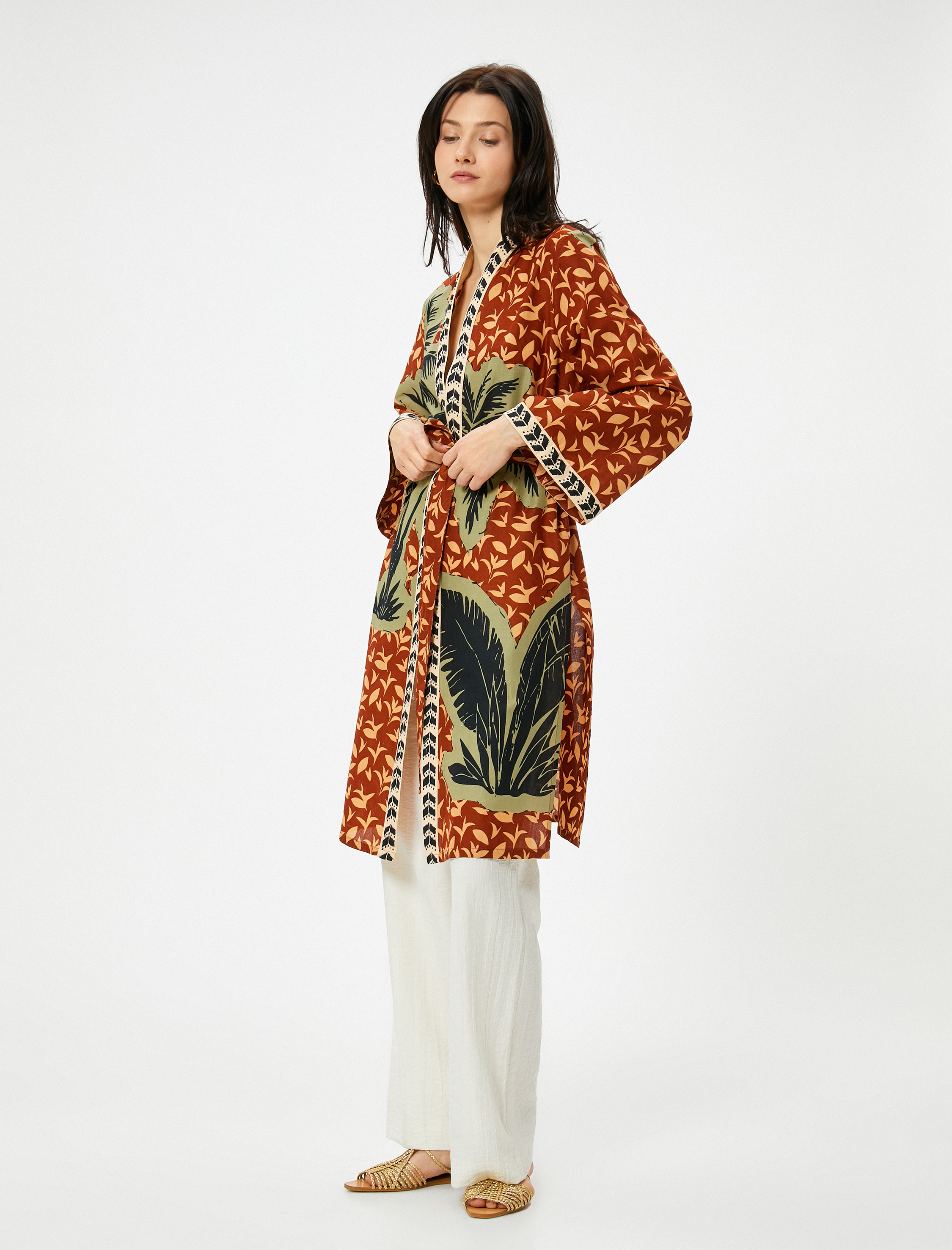   Uzun Kimono Beli Kuşaklı Desenli