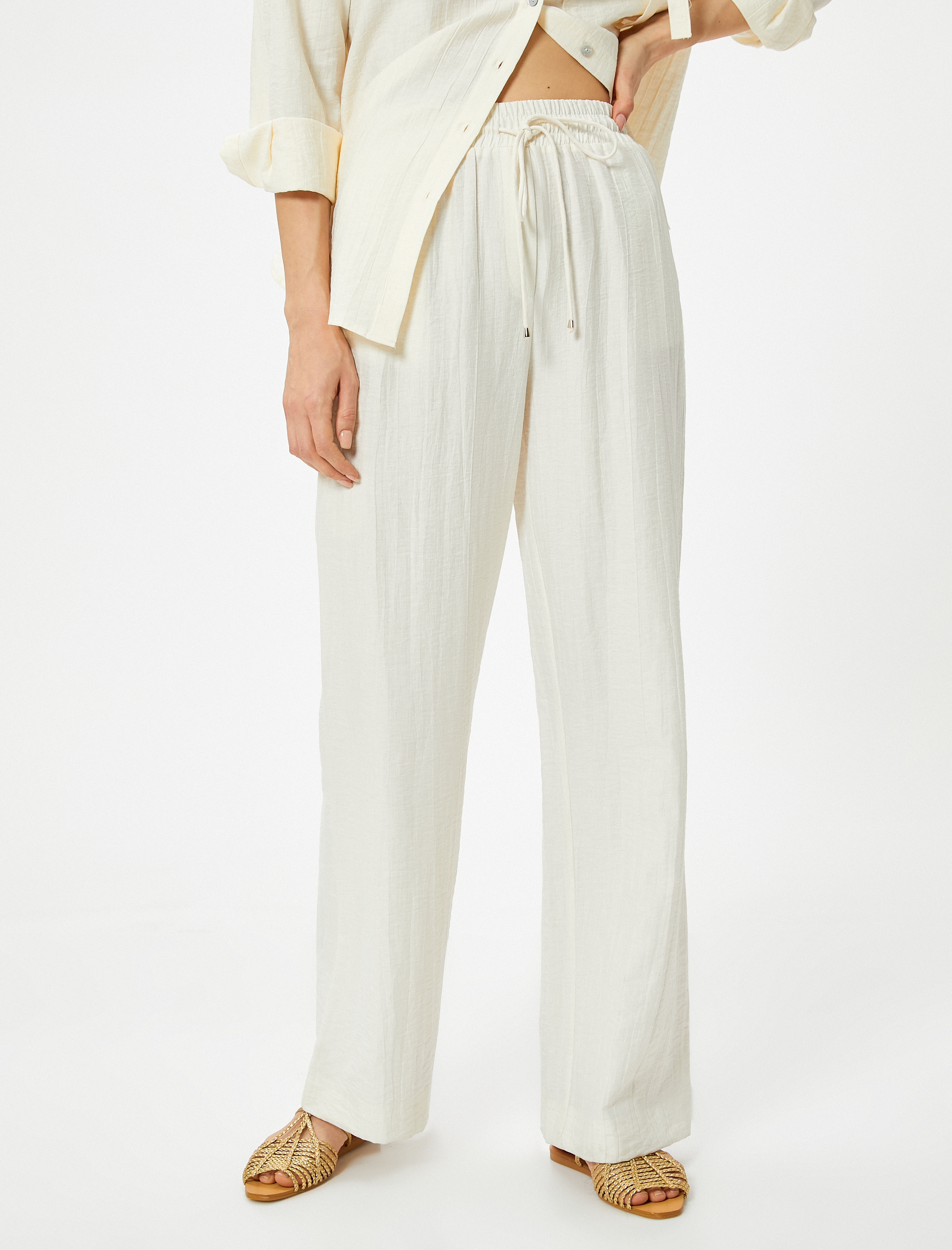   Beli Bağcıklı Pantolon Düz Paça Cepli Standart Kesim