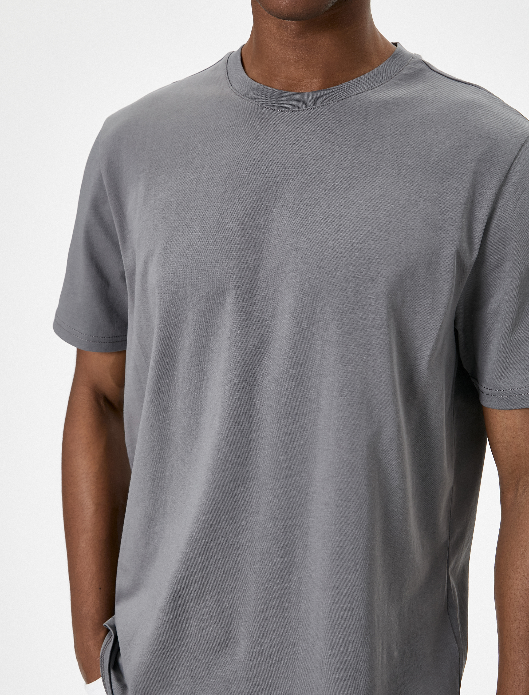   Basic Tişört Bisiklet Yaka Kısa Kollu