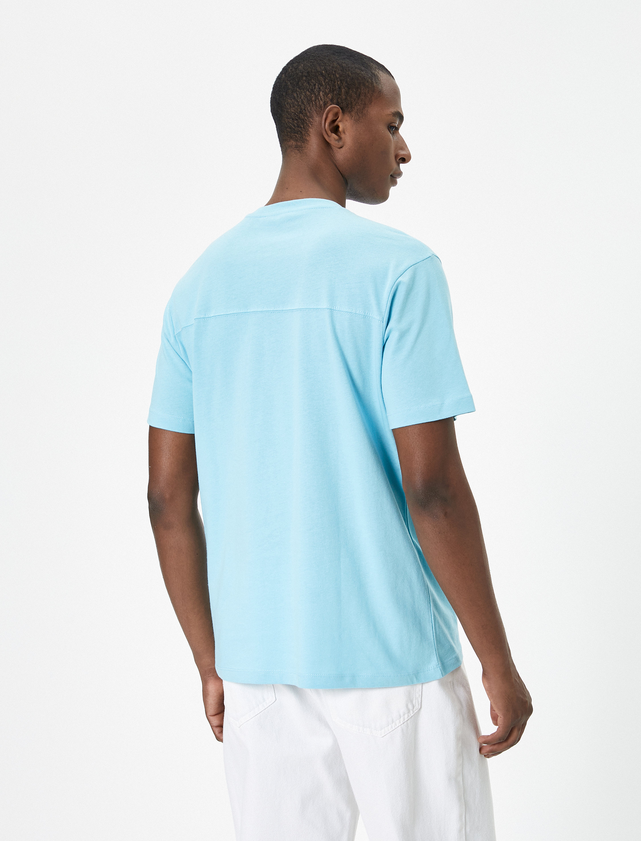   Basic Tişört Cep Detaylı Bisiklet Yaka Kısa Kollu Pamuklu