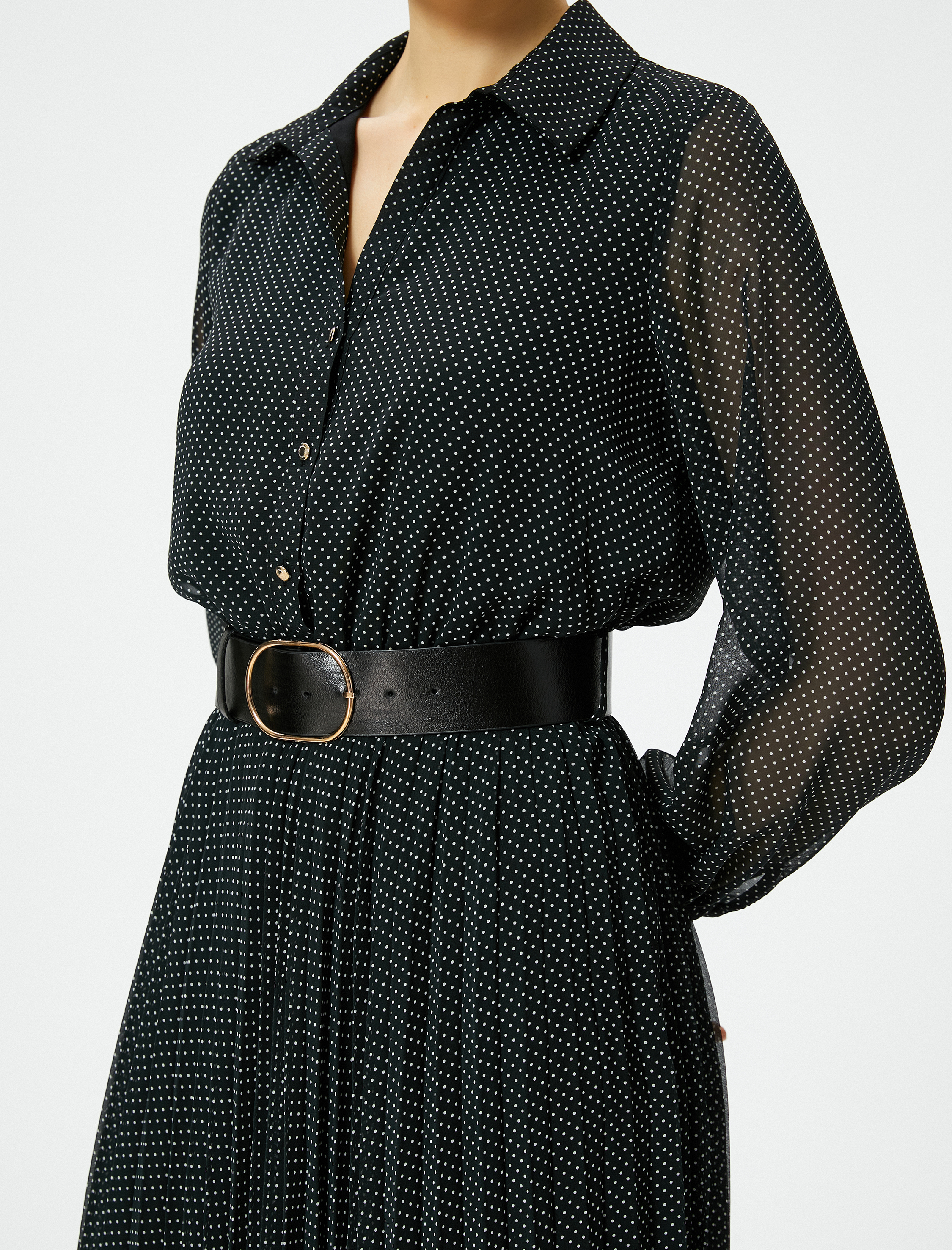   Puantiyeli Şifon Elbise Midi Pileli Uzun Kollu Düğmeli Kemerli