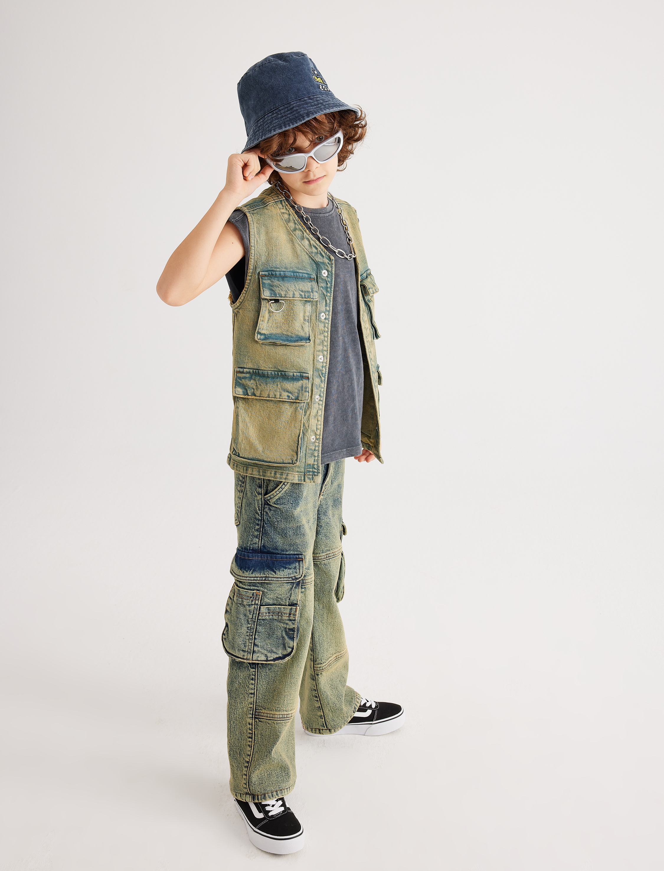  Erkek Çocuk Kargo Kot Pantolon Cepli Dikiş Detaylı Pamuklu