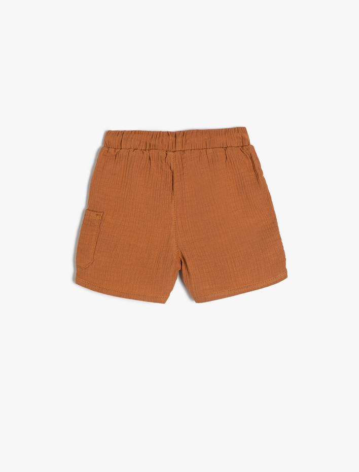 Erkek Bebek Basic Şort Müslin Kumaş Beli Bağlamalı Cep Detaylı Dokulu Pamuklu