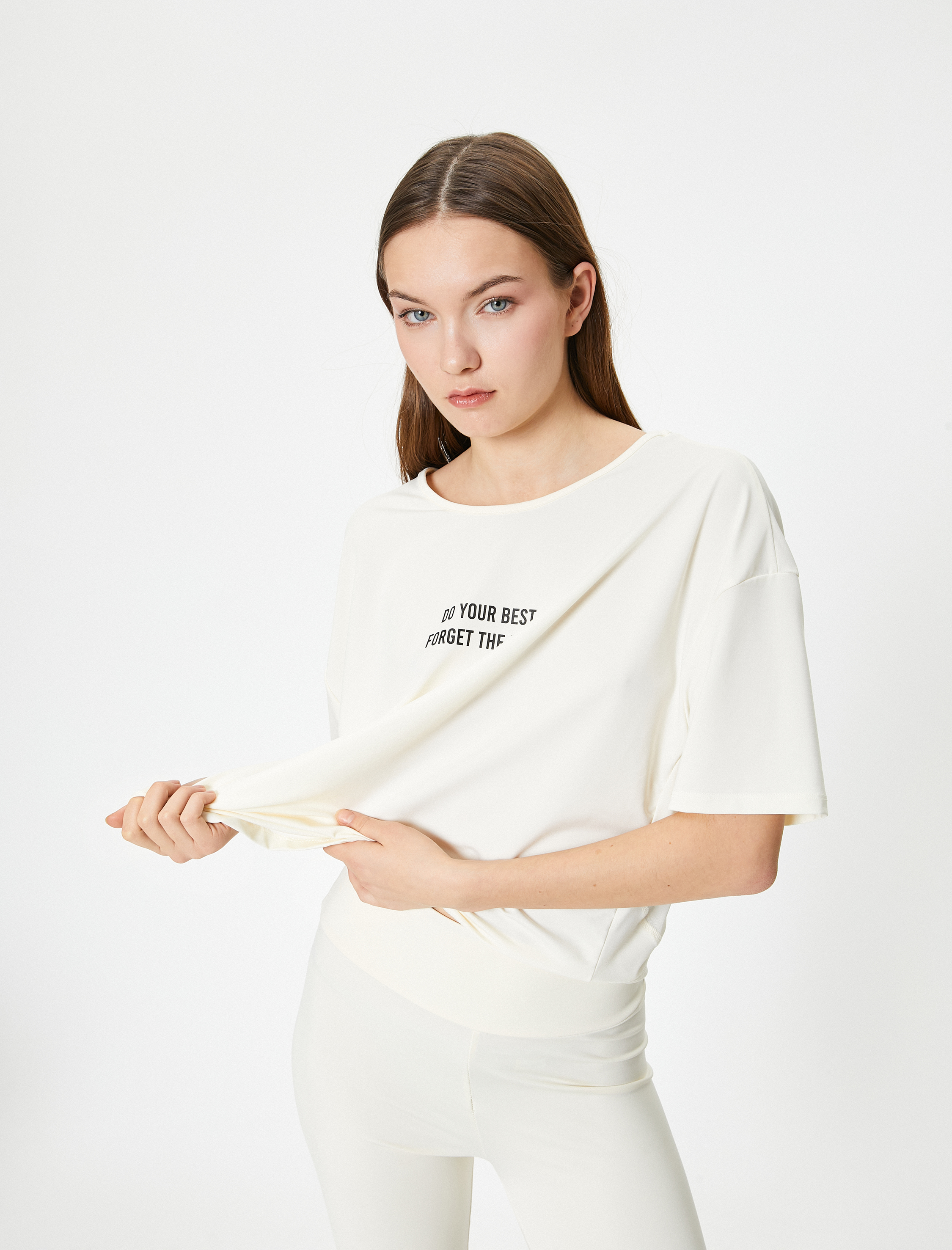   Spor Tişört Arkası Tül Detaylı Kısa Kollu Bisiklet Yaka Baskı Detaylı