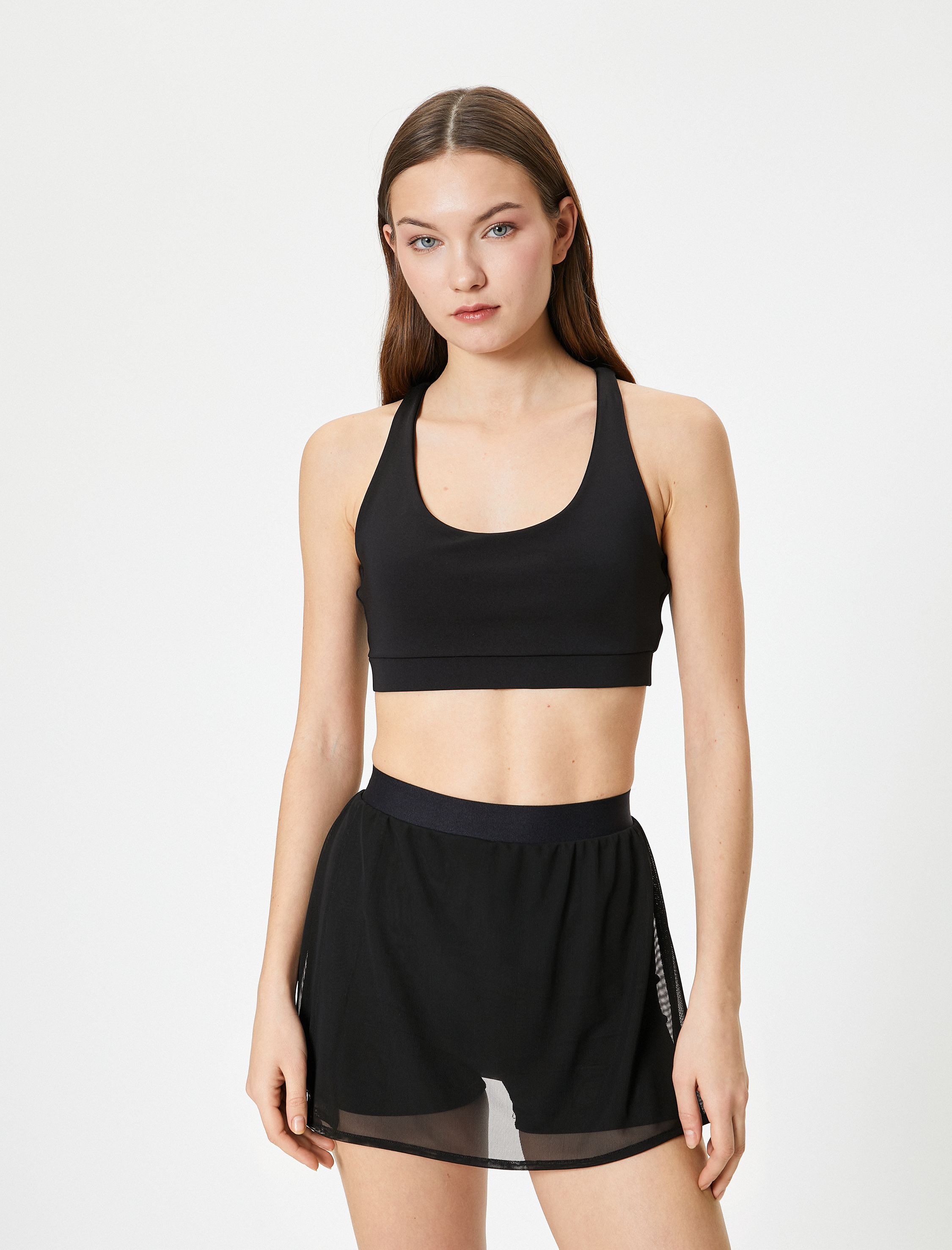   Arkası Çapraz Askılı Sporcu Sütyeni Kapsız U Yaka Slim Fit