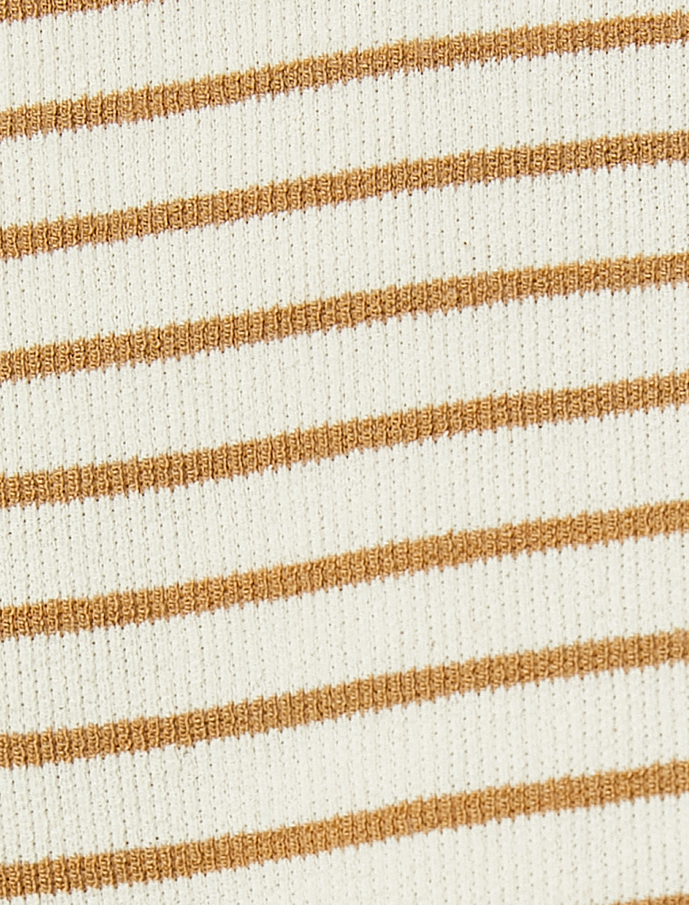   Basic Tişört Bisiklet Yaka Rahat Kesim Dokulu Viskon Karışımlı