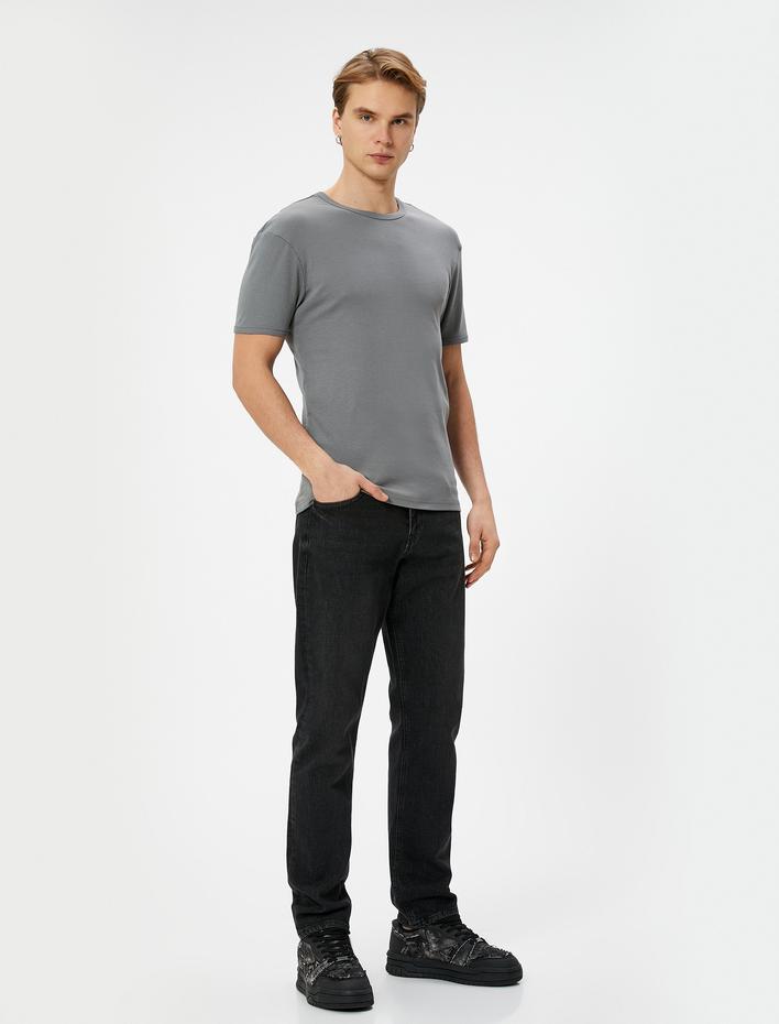  Basic Tişört Slim Fit Bisiklet Yaka Kısa Kollu Pamuklu