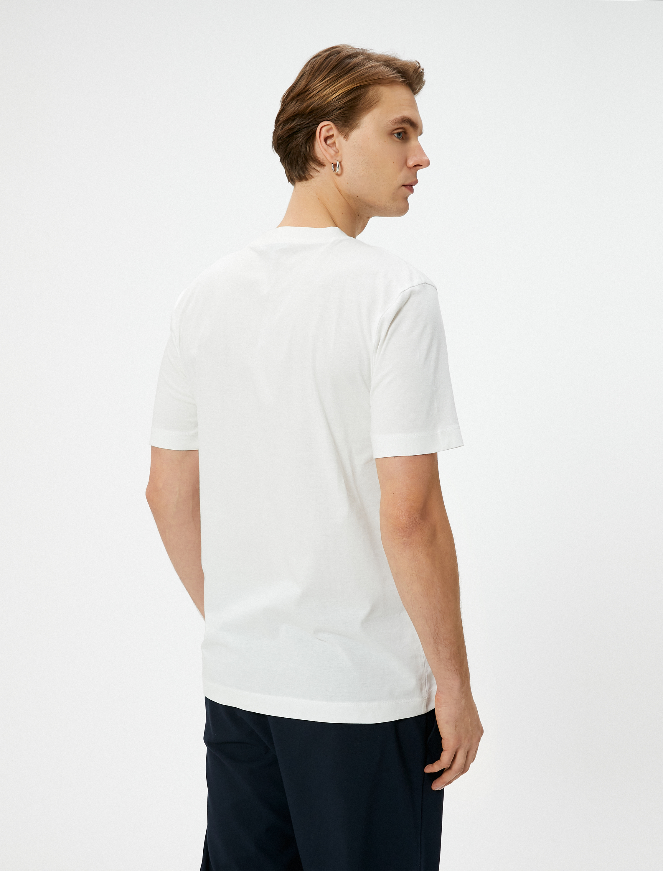   Basic Tişört Bisiklet Yaka Kısa Kollu