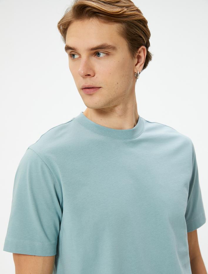  Basic Tişört Bisiklet Yaka Kısa Kollu Pamuklu