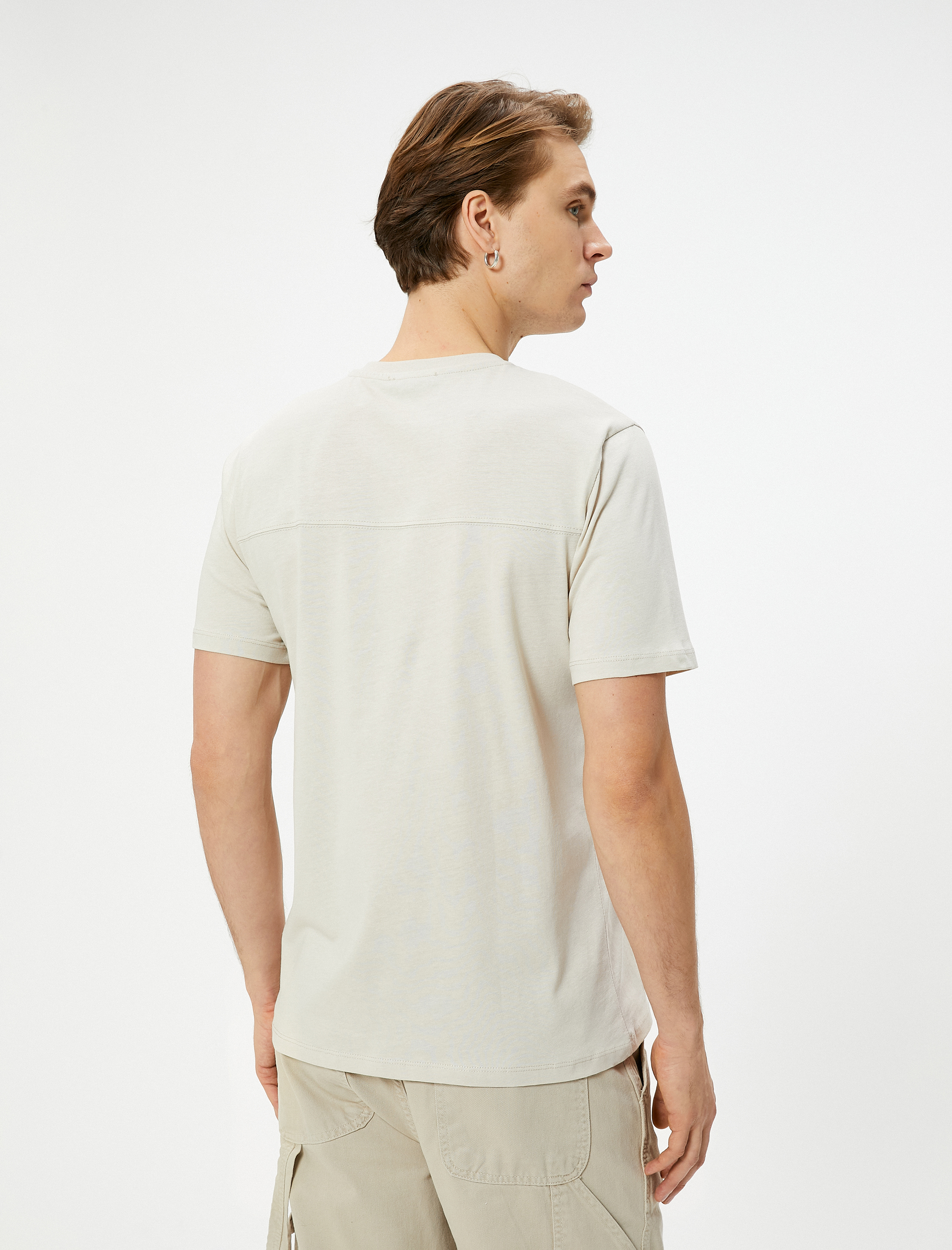   Basic Tişört Cep Detaylı Bisiklet Yaka Kısa Kollu Pamuklu