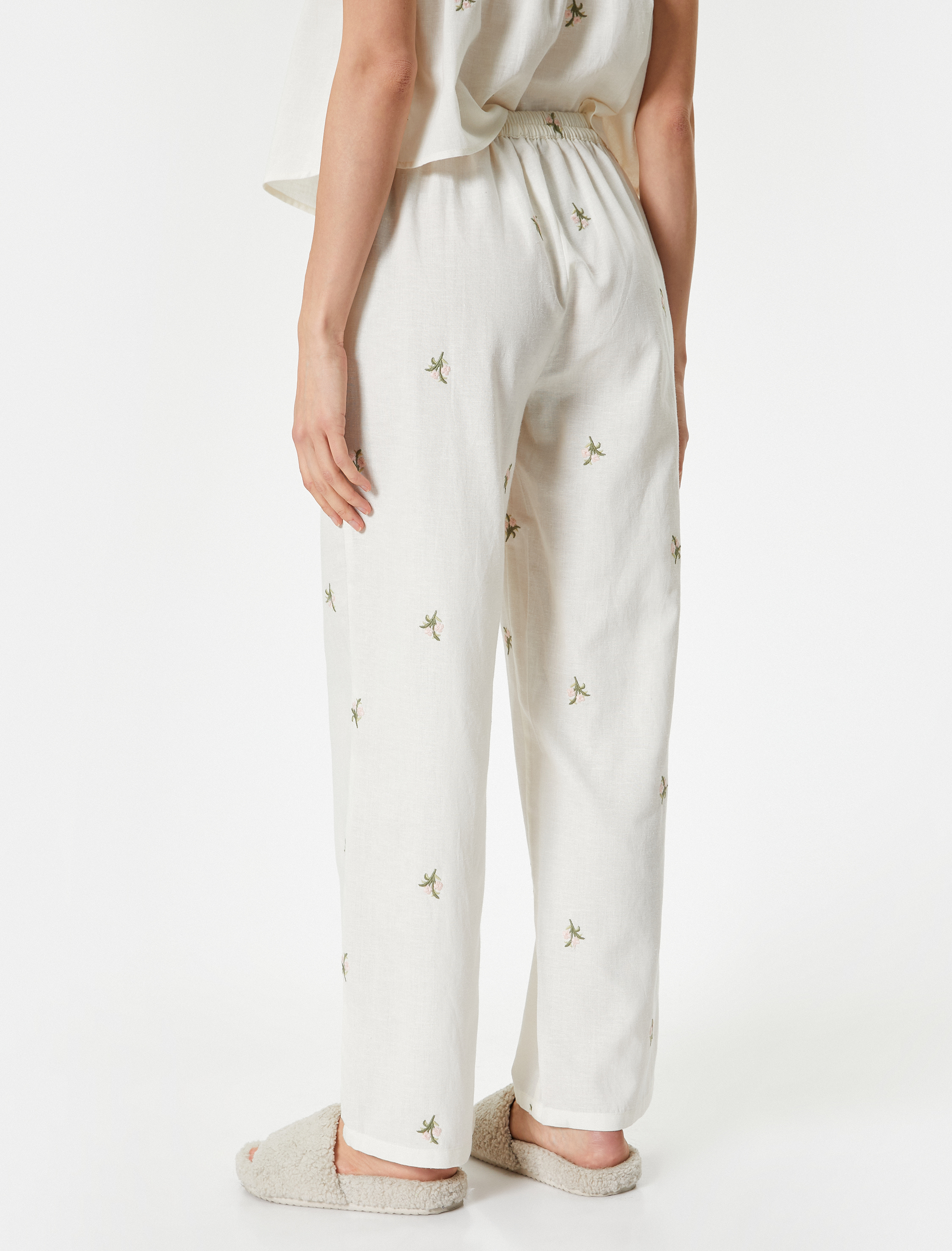   Pijama Altı Çiçek İşleme Detaylı  Keten Karışımlı