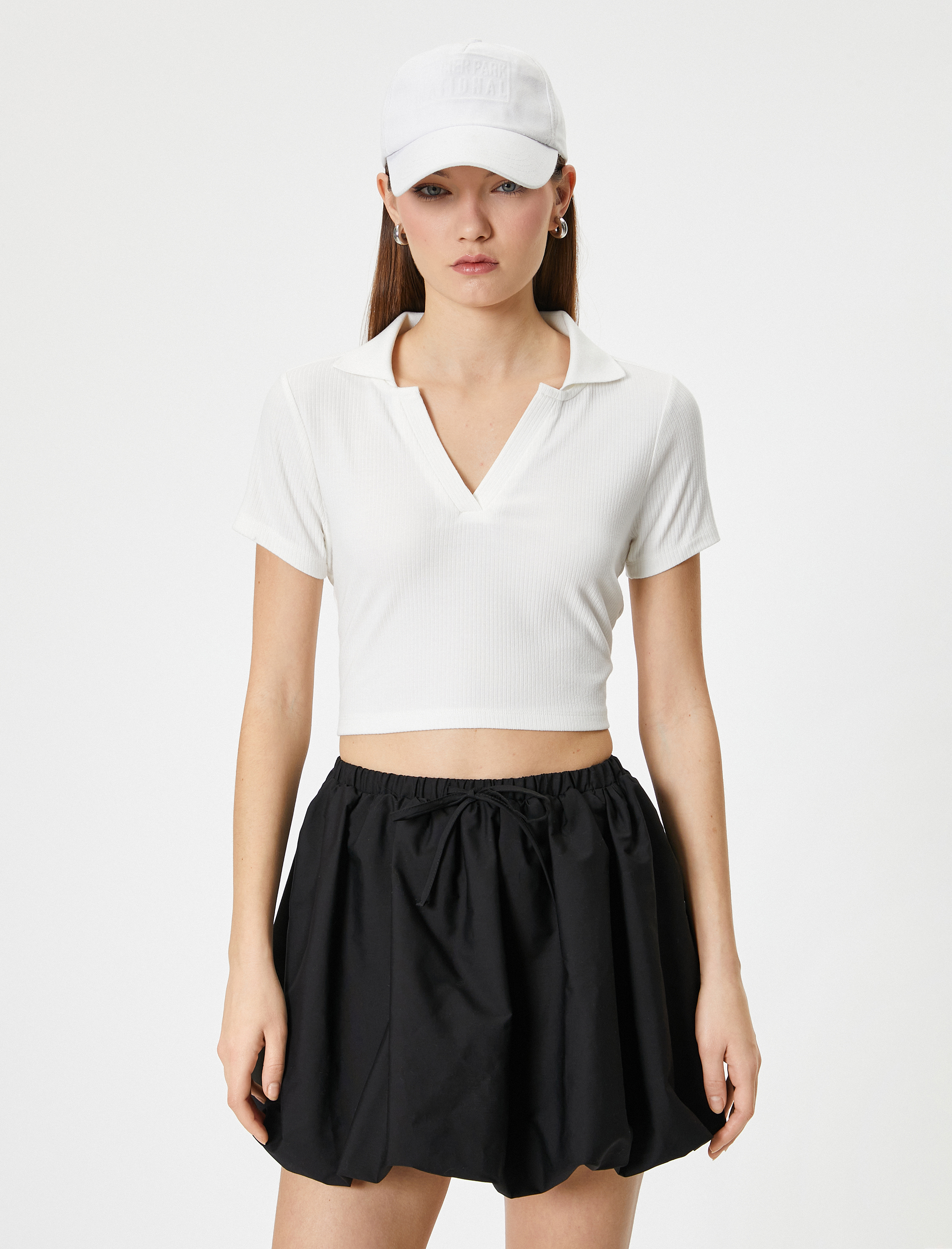 Crop Polo Yaka Tişört Kısa Kollu Slim Fit Kaşkorse Viskon