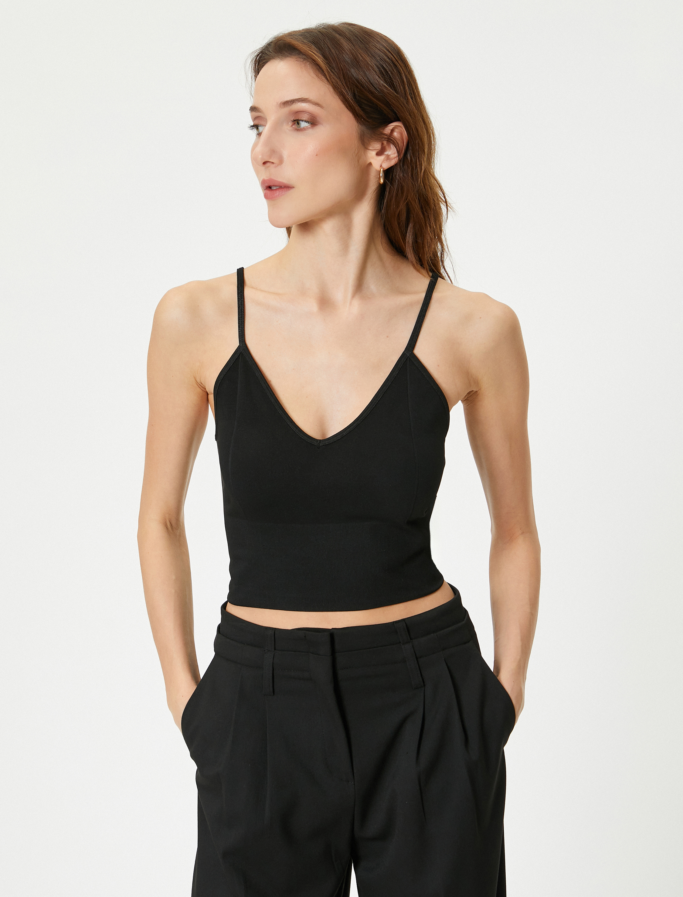   İnce Askılı Crop Atlet V Yaka