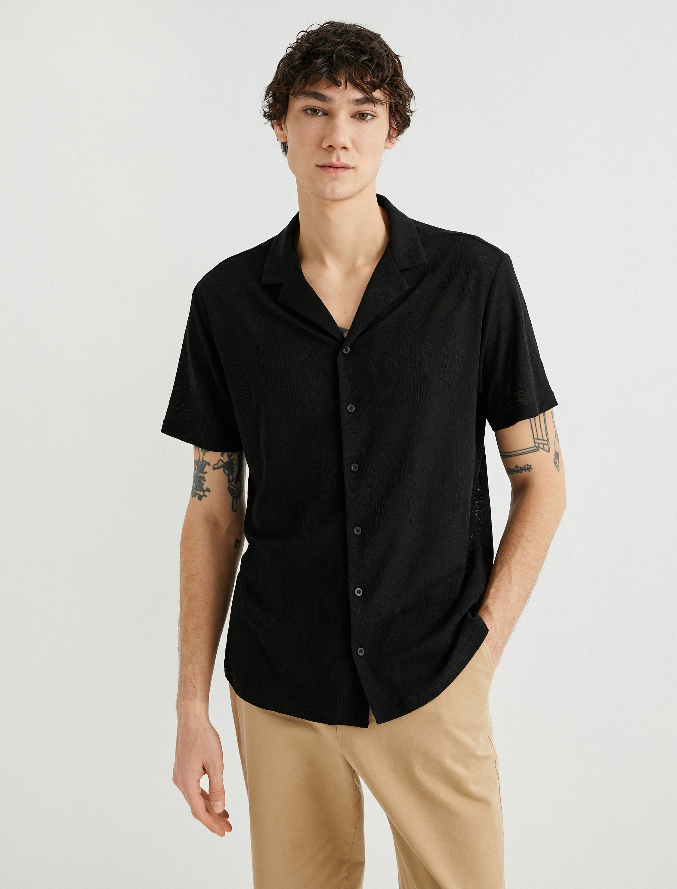   Yazlık Gömlek Devrik Yaka Kısa Kollu Düğmeli Regular Fit