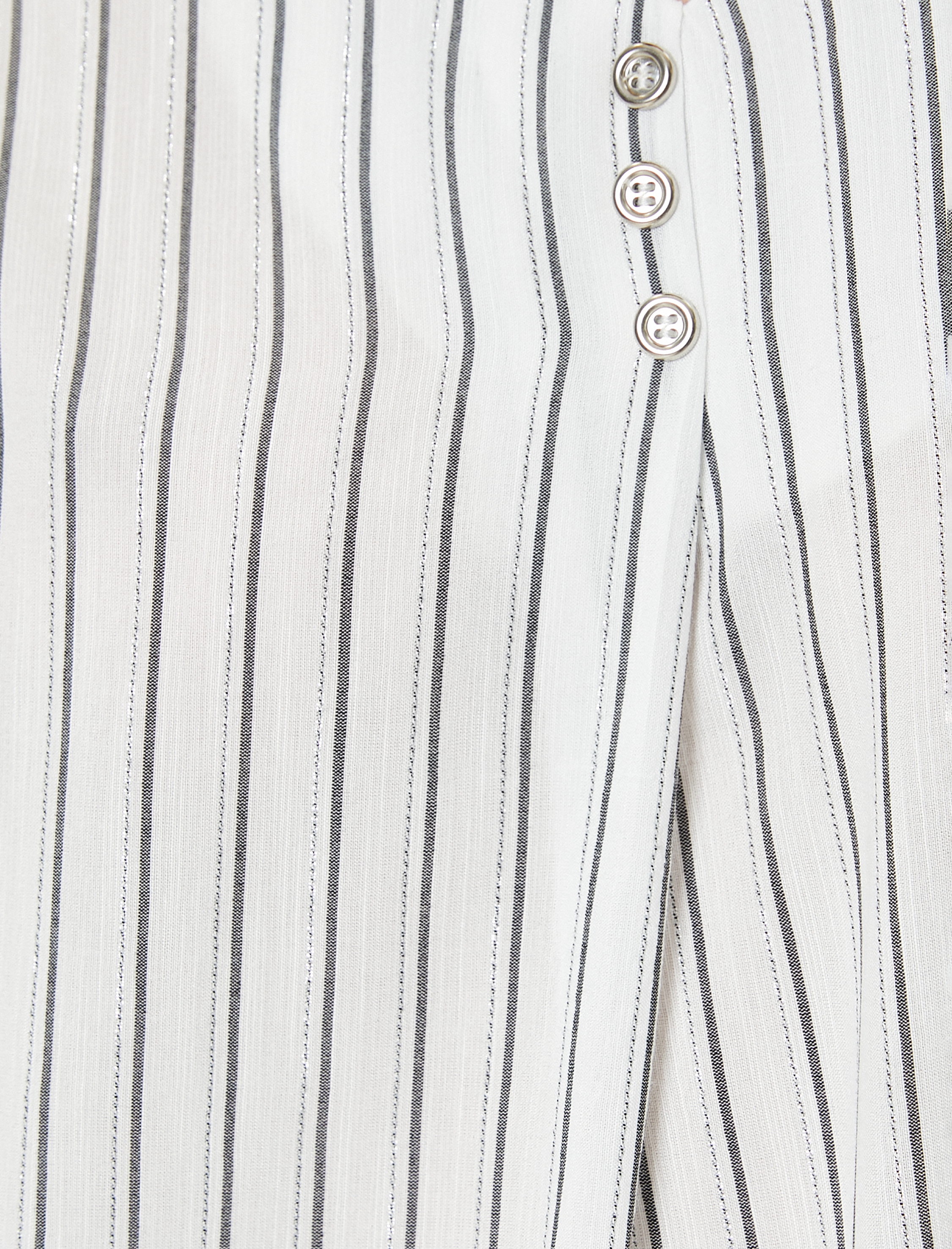   Uzun Kollu Bluz V Yaka Düğmeli Viskon Karışımlı