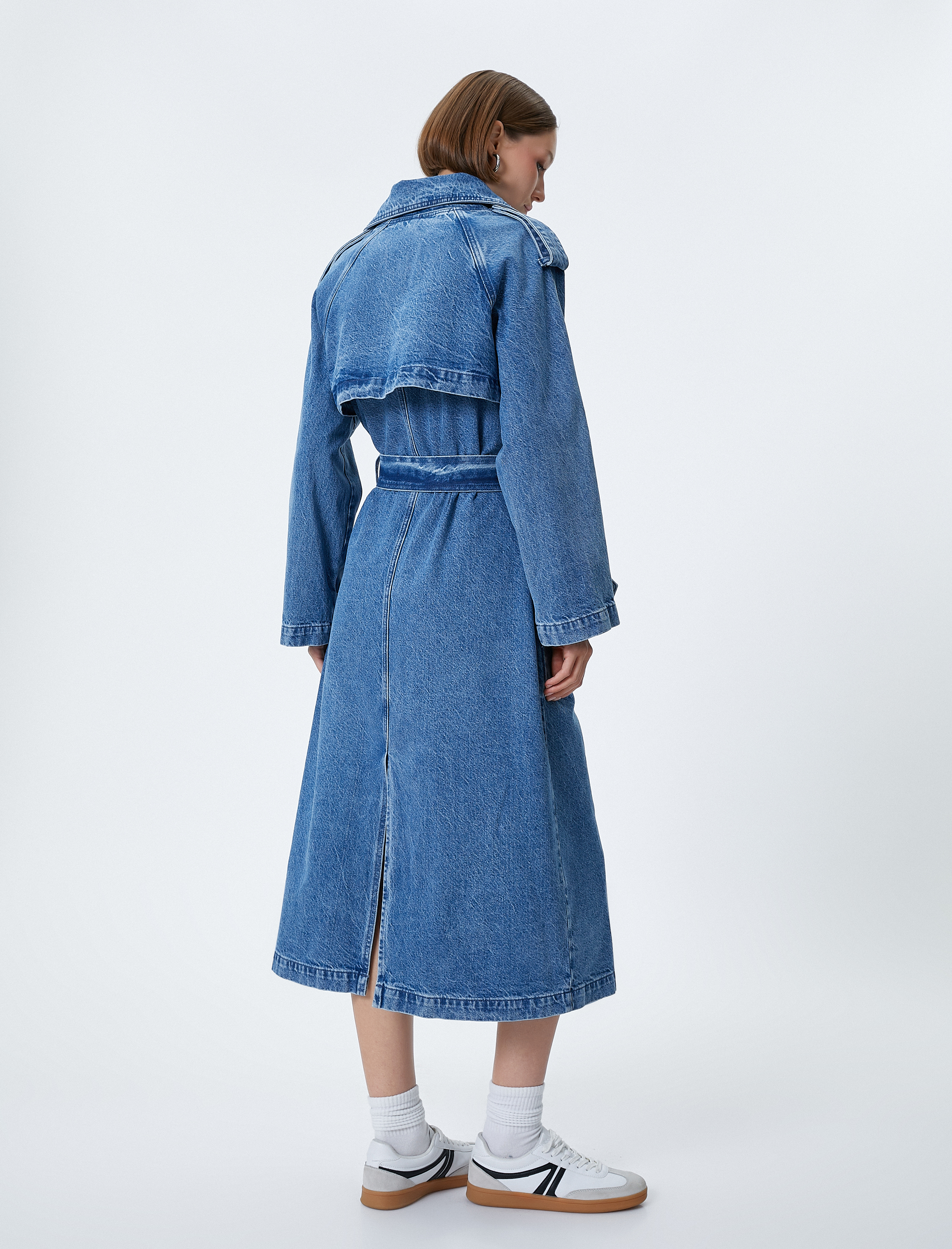   Uzun Kot Trençkot Kruvaze Kemer Detaylı Cepli Apolet Detaylı