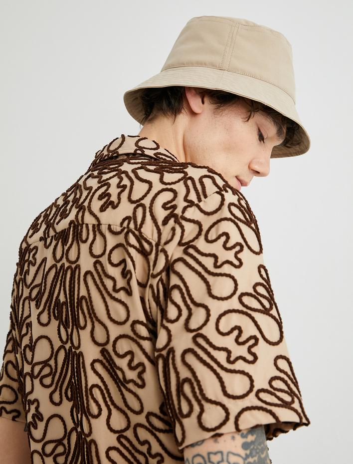  Yazlık Gömlek Kısa Kollu Devrik Yaka İşlemeli Regular Fit