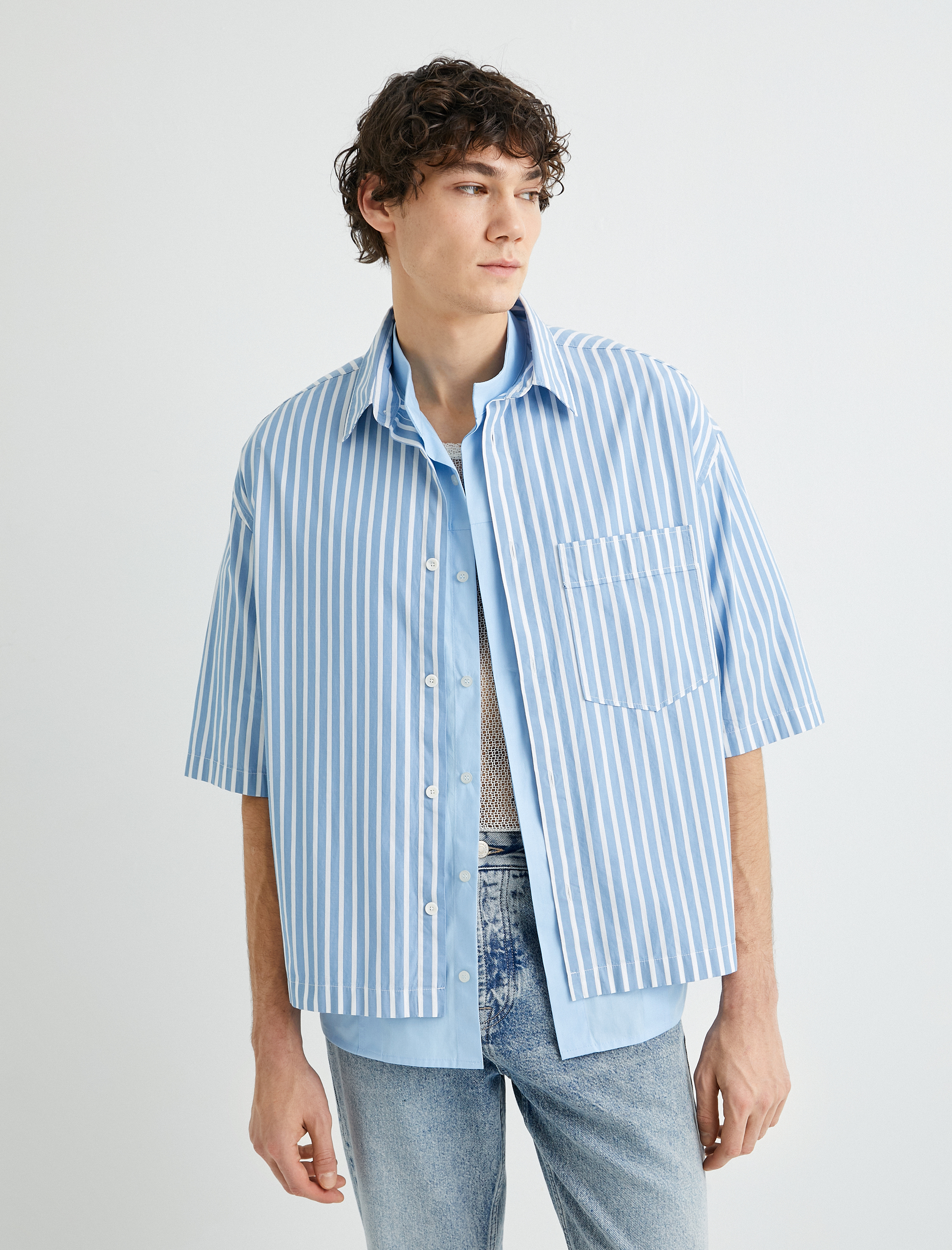   Oversize Gömlek Kısa Kollu Cep Detaylı Klasik Yaka Regular Fit