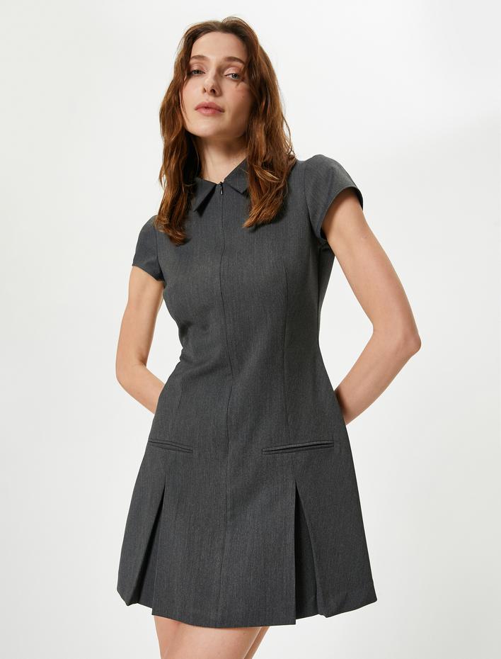  Gömlek Yaka Elbise Pile Detaylı Kısa Kollu