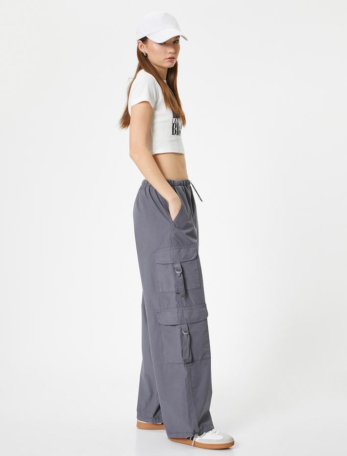  Oversize Paraşüt Pantolon Düşük Bel Geniş Paça Kargo Cepli Pamuklu