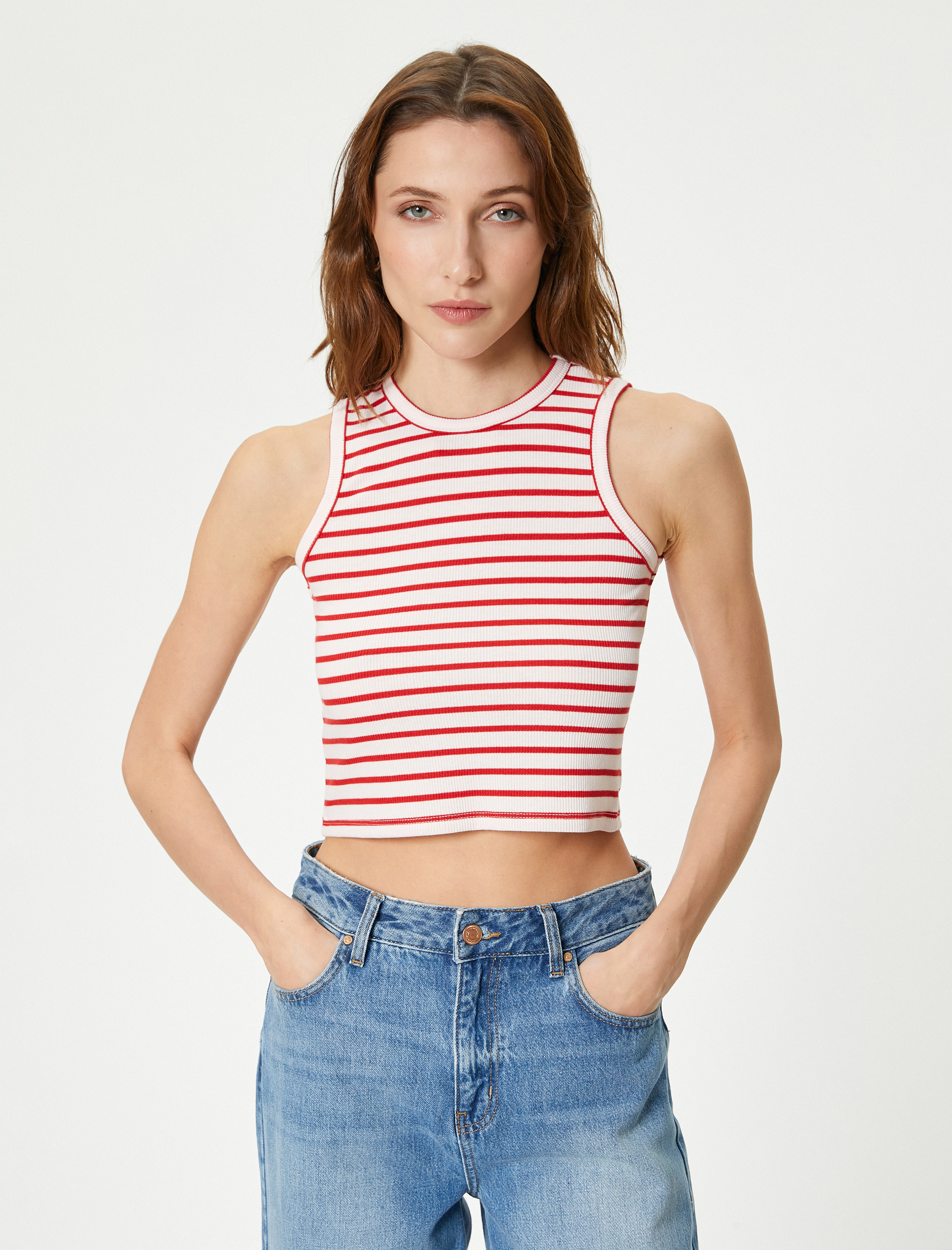   Crop Atlet Halter Yaka Fitilli