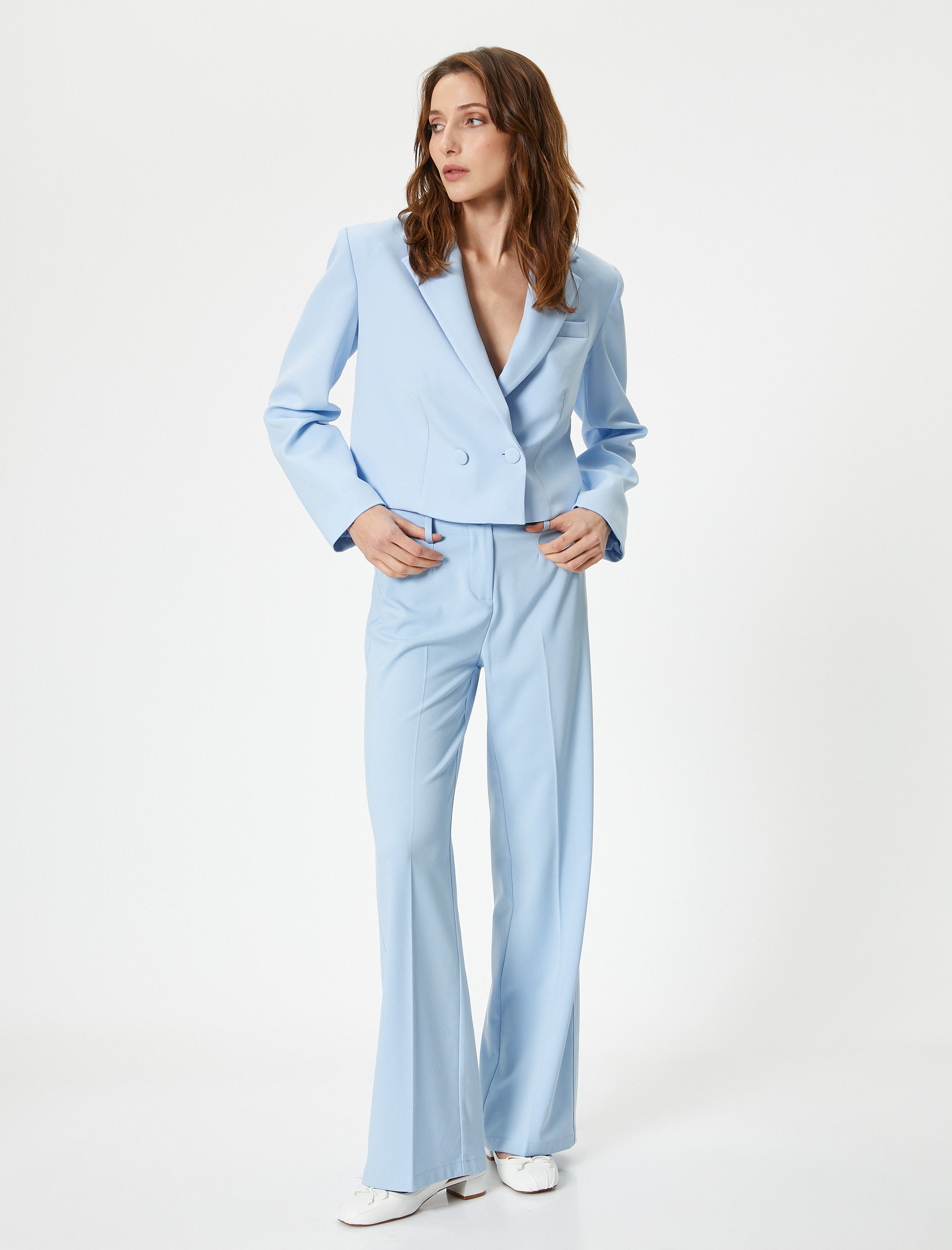   Kısa Blazer Ceket Kruvaze Düğmeli