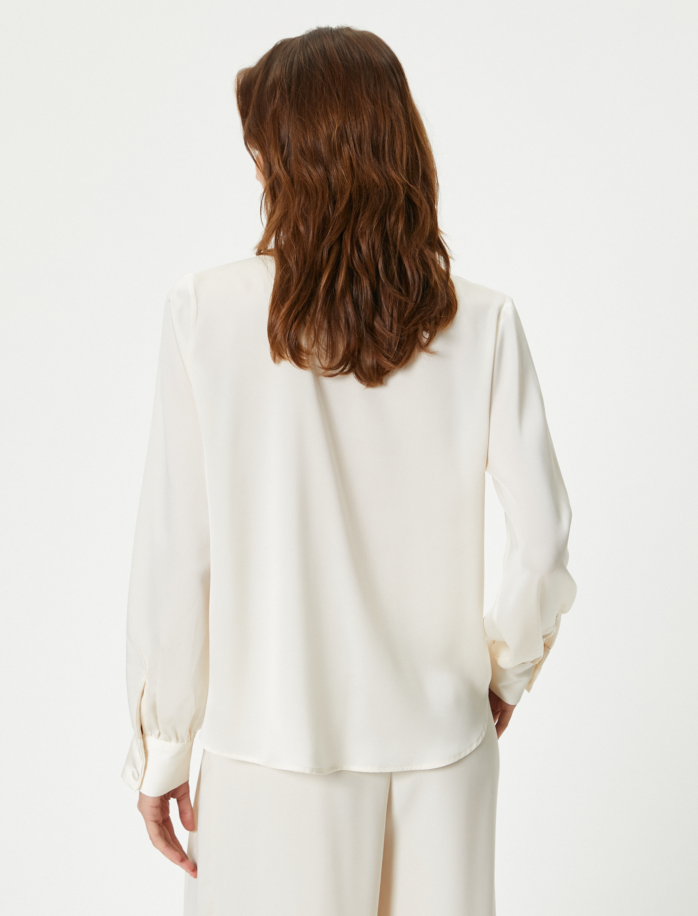   Bluz Uzun Kollu Fular Yaka