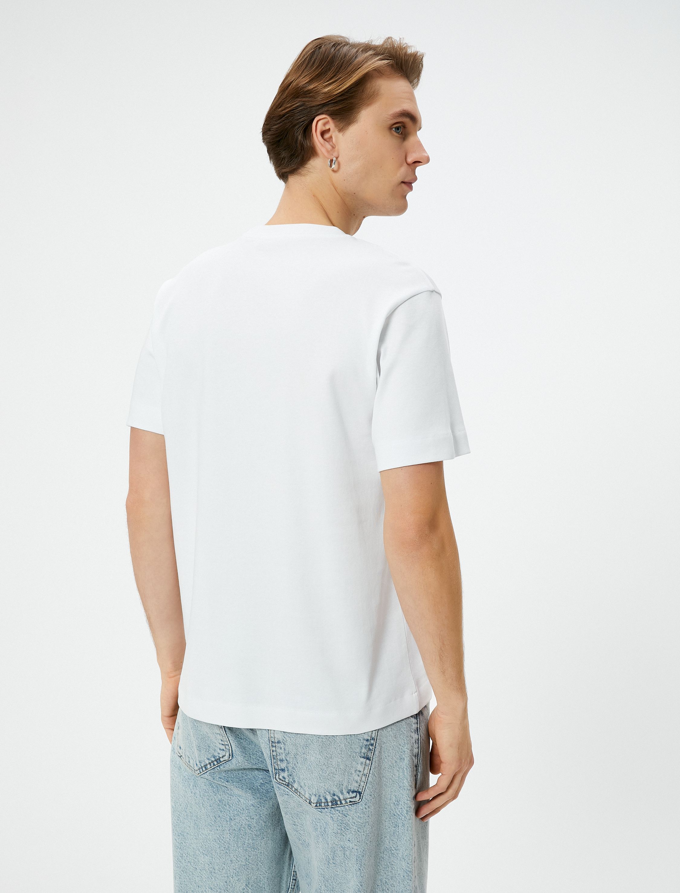   Basic Tişört Cep Detaylı Kısa Kollu Bisiklet Yaka