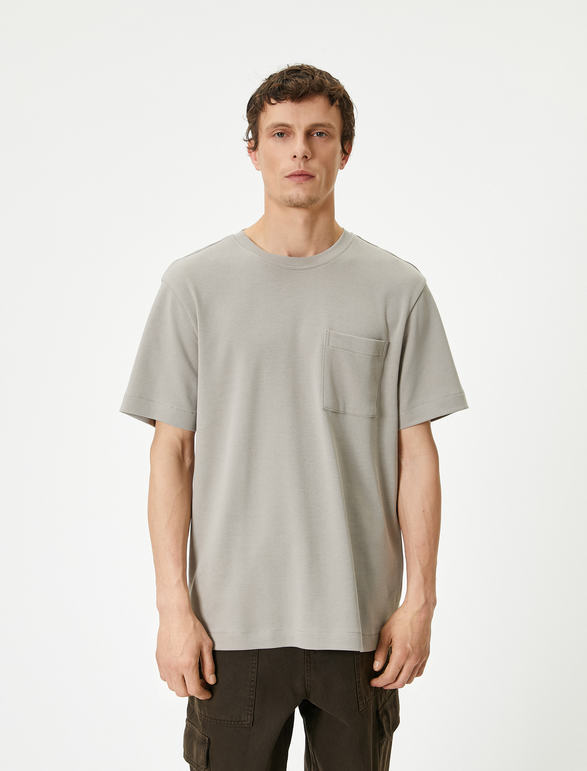   Basic Tişört Cep Detaylı Kısa Kollu Bisiklet Yaka