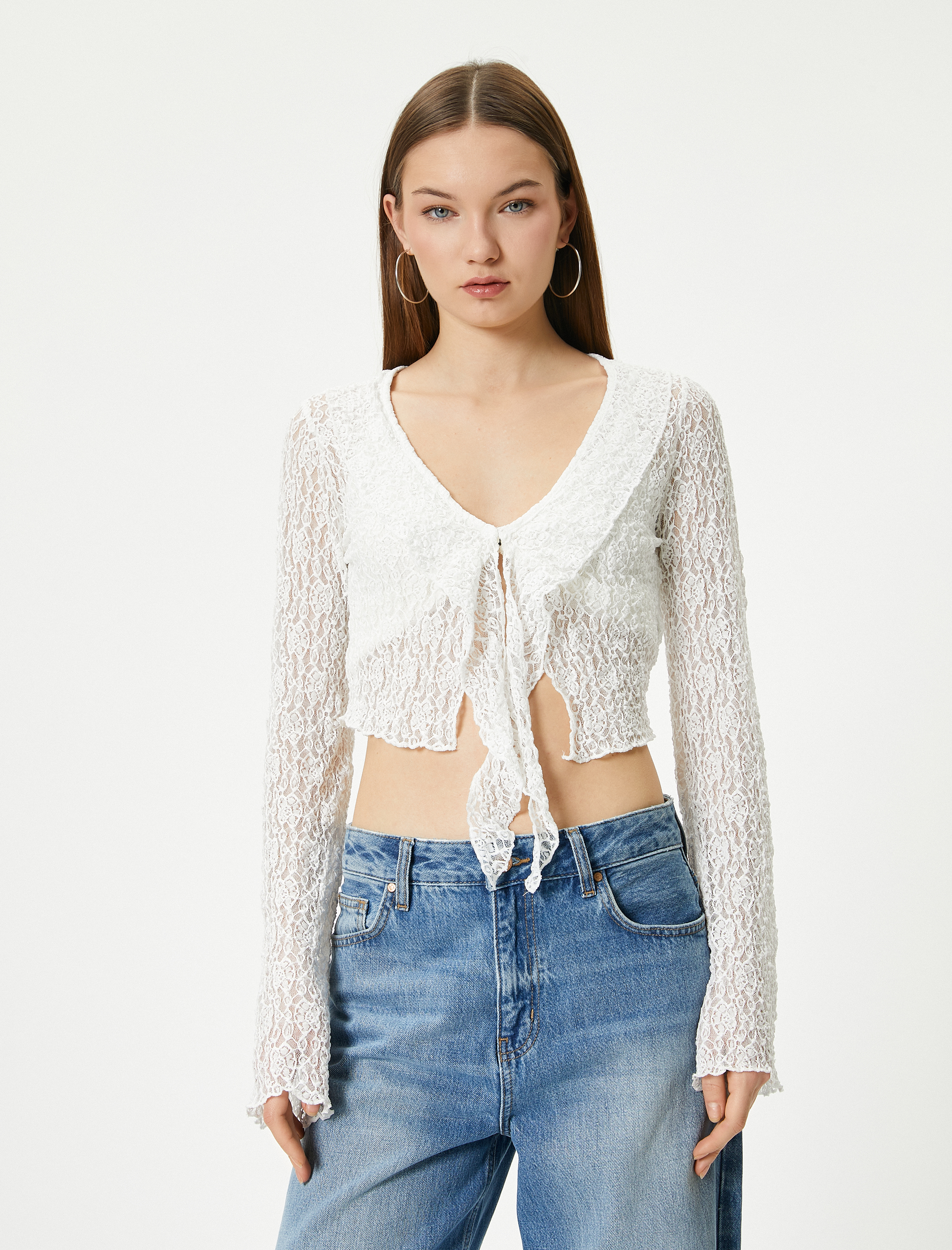   Dantel Bluz Uzun Geniş Kol Önden Bağlama Detaylı V Yaka