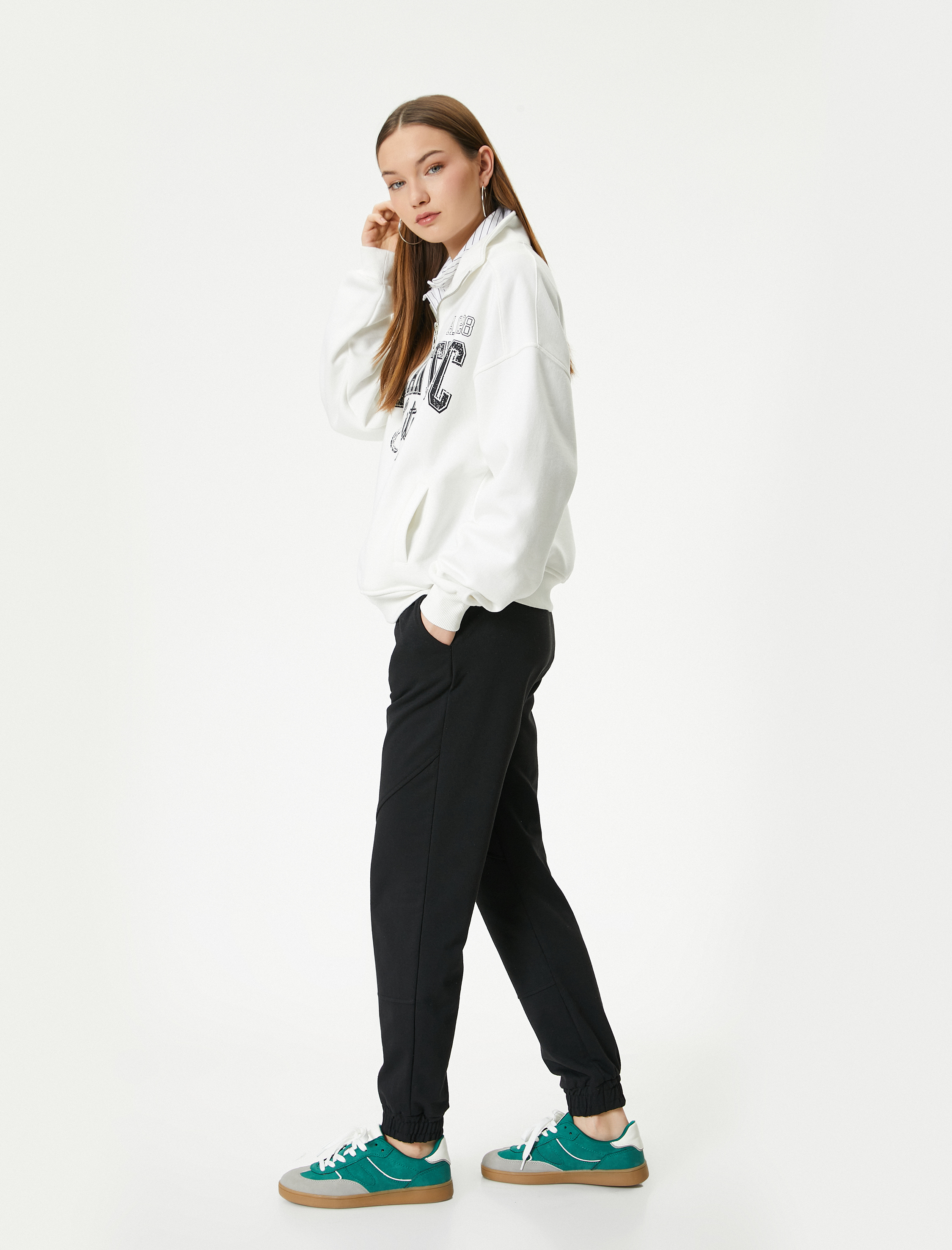   Jogger Eşofman Altı Beli Bağlamalı Cepli Rahat Kalıp