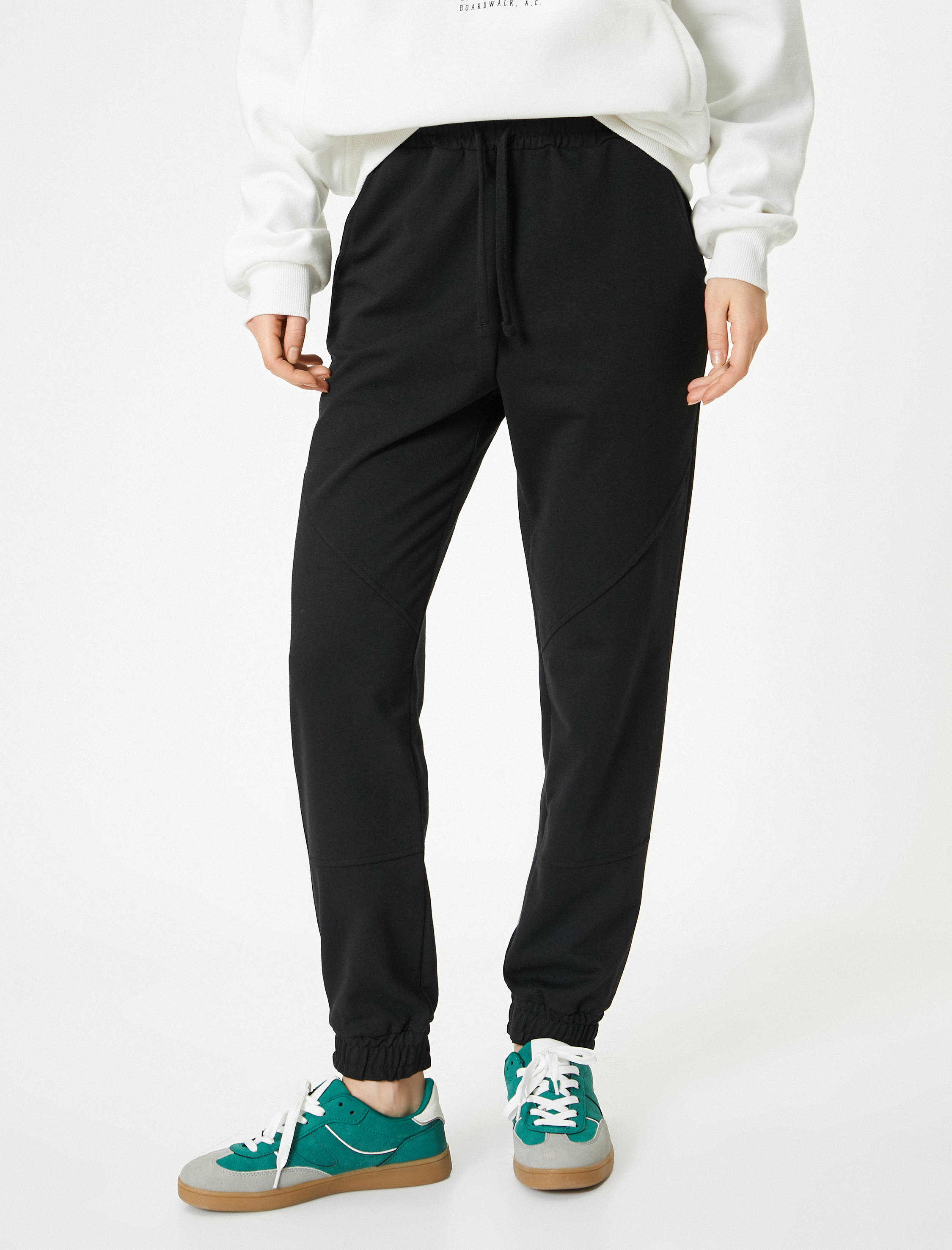   Jogger Eşofman Altı Beli Bağlamalı Cepli Rahat Kalıp