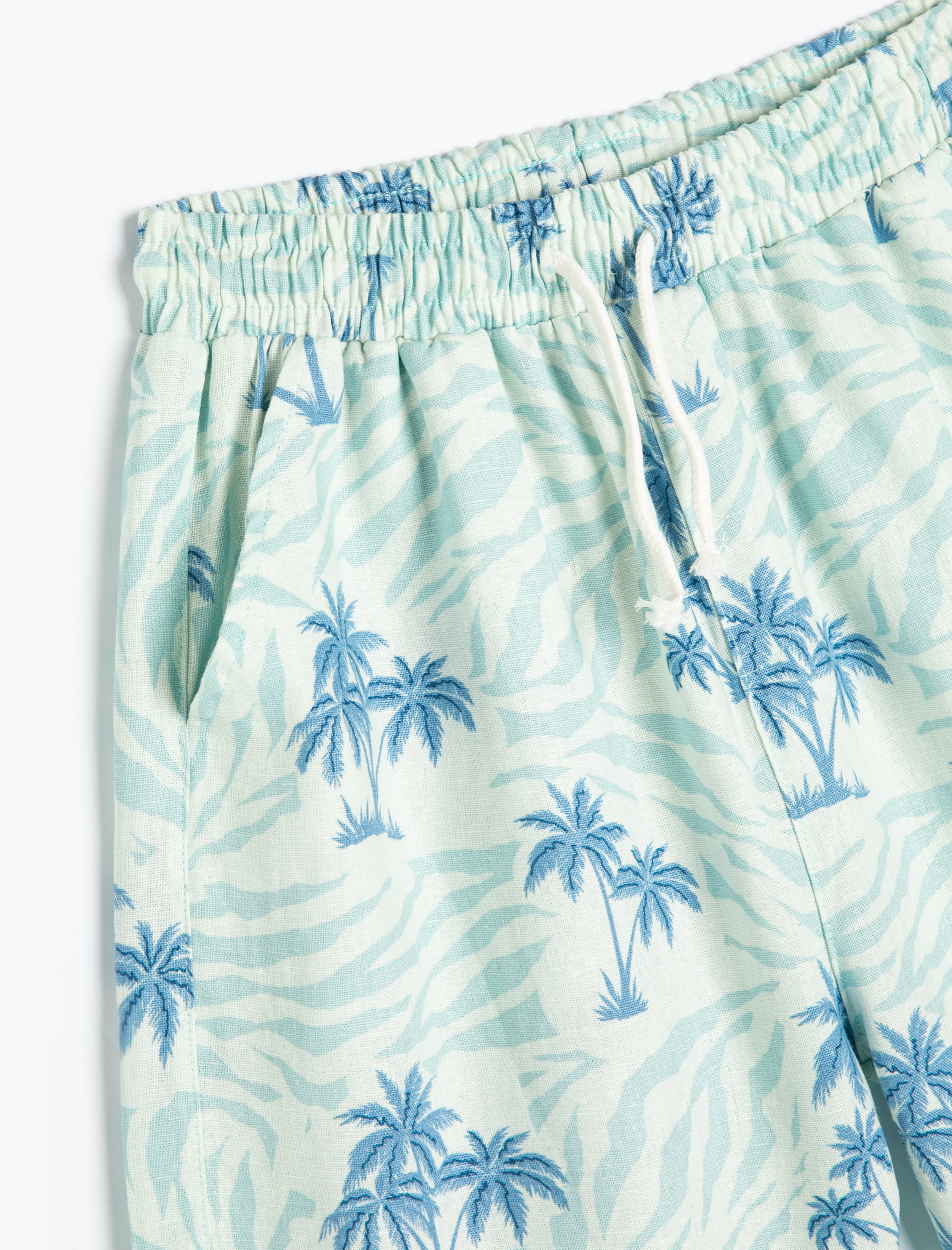  Erkek Çocuk Şort Keten Karışımlı Palmiye Baskılı Beli Lastikli Cepli