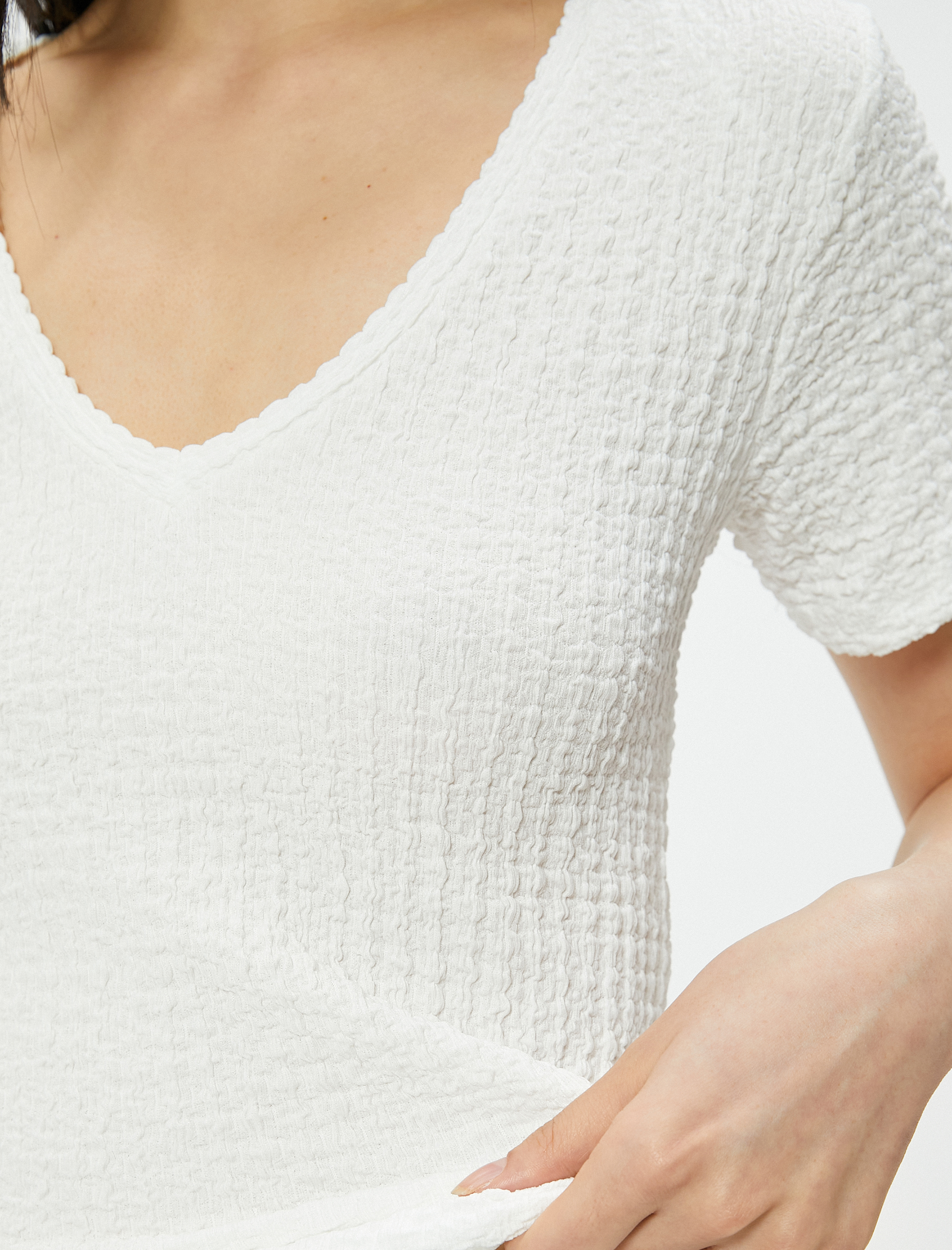   Kısa Kollu Tişört V Yaka Bürümcük