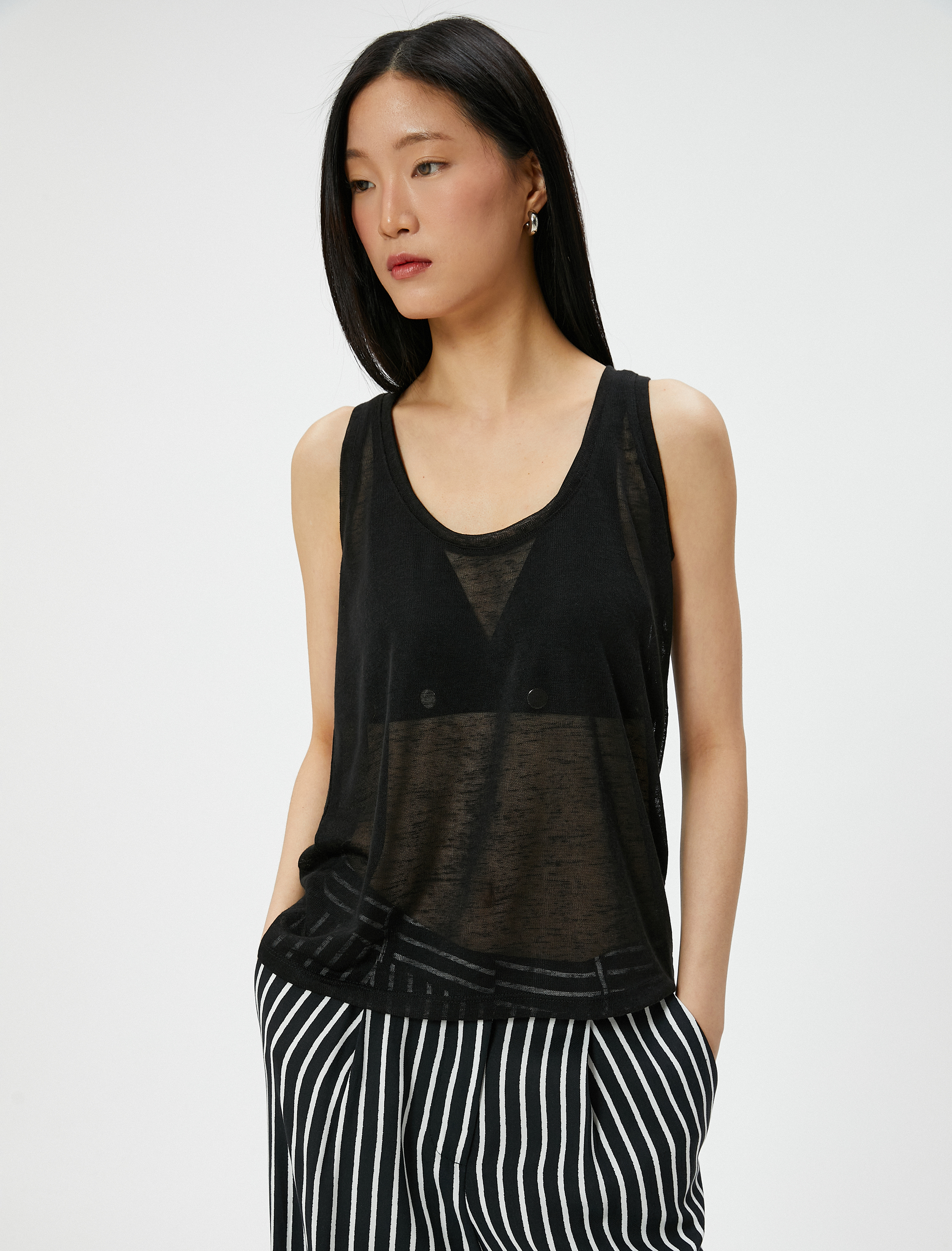   Askılı Atlet U Yaka Standart Kesim