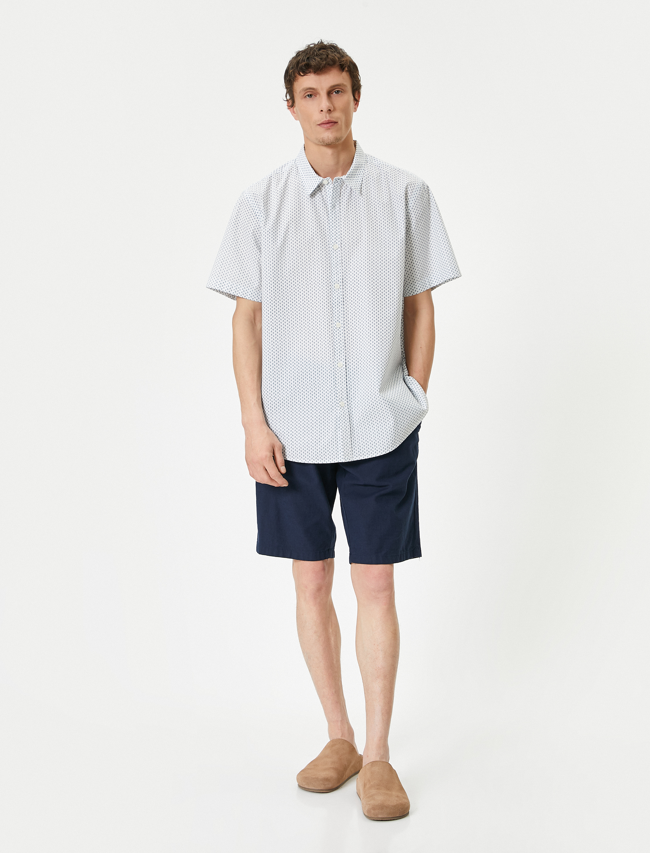   Kısa Kollu Gömlek Minimal Desenli Klasik Yaka Pamuklu Regular Fit