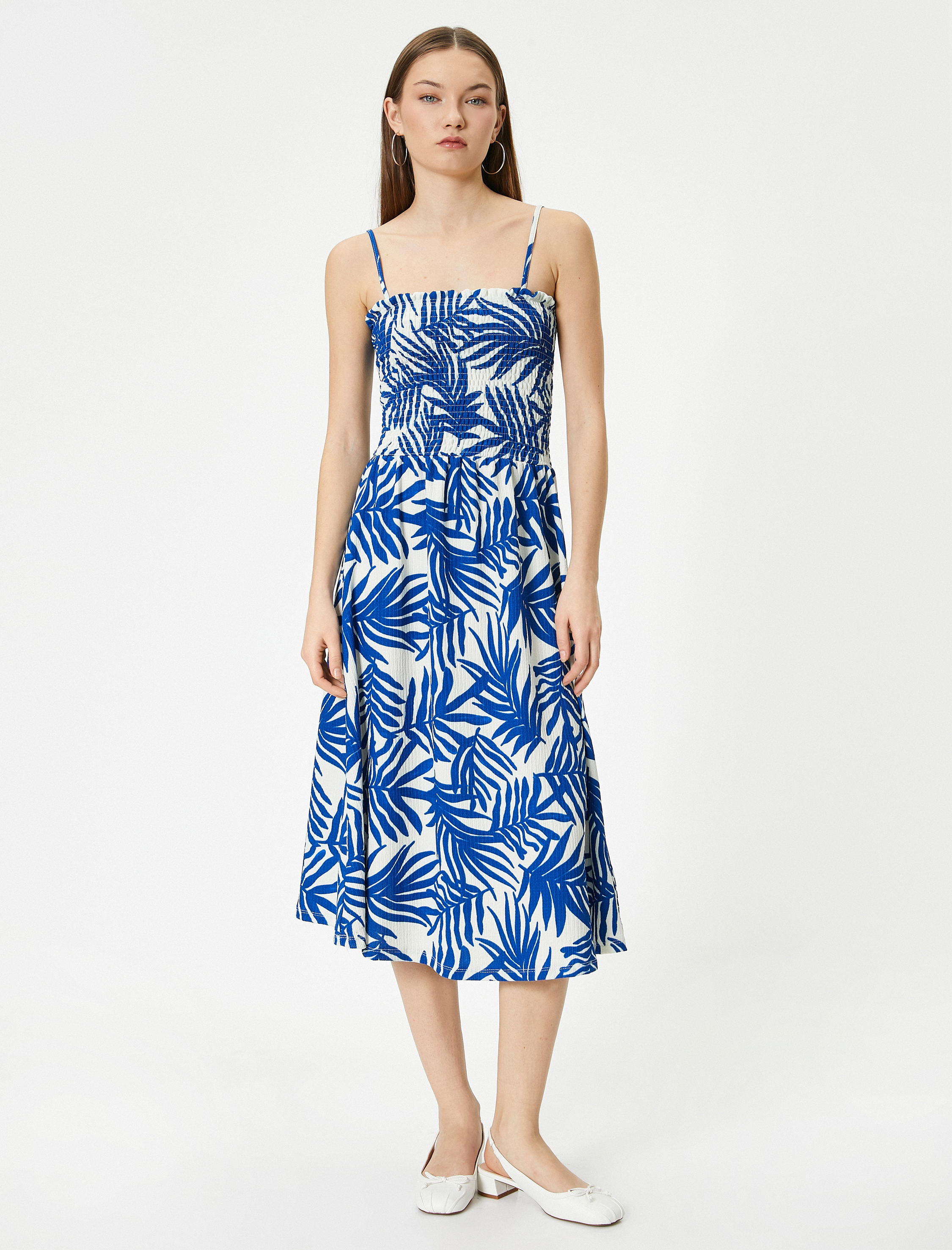   Çiçekli Elbise Midi Boy Askılı Gipe Detaylı Rahat Kalıp Bürümcük