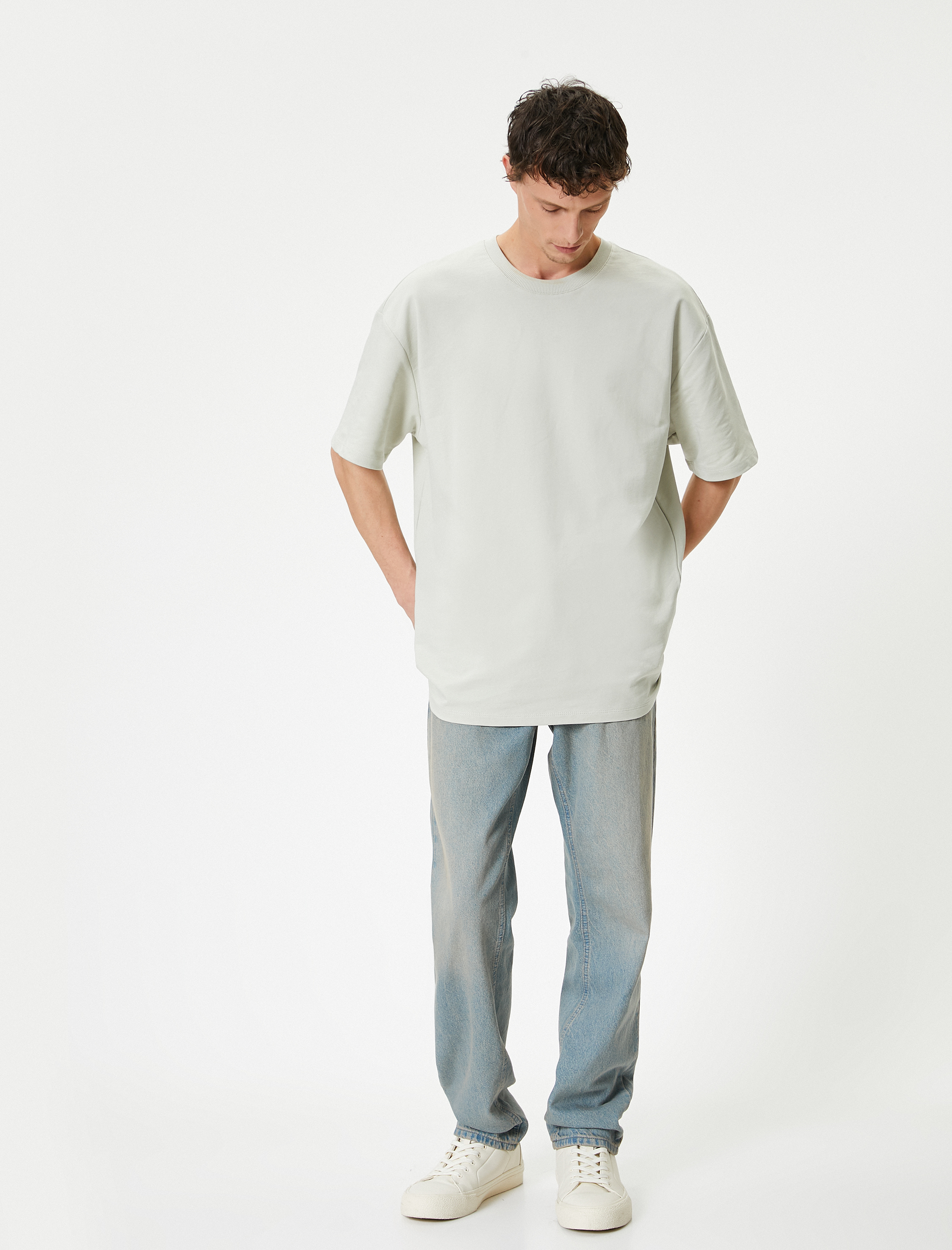   Basic Oversize Tişört Bisiklet Yaka Düşük Omuzlu Kısa Kollu Pamuklu