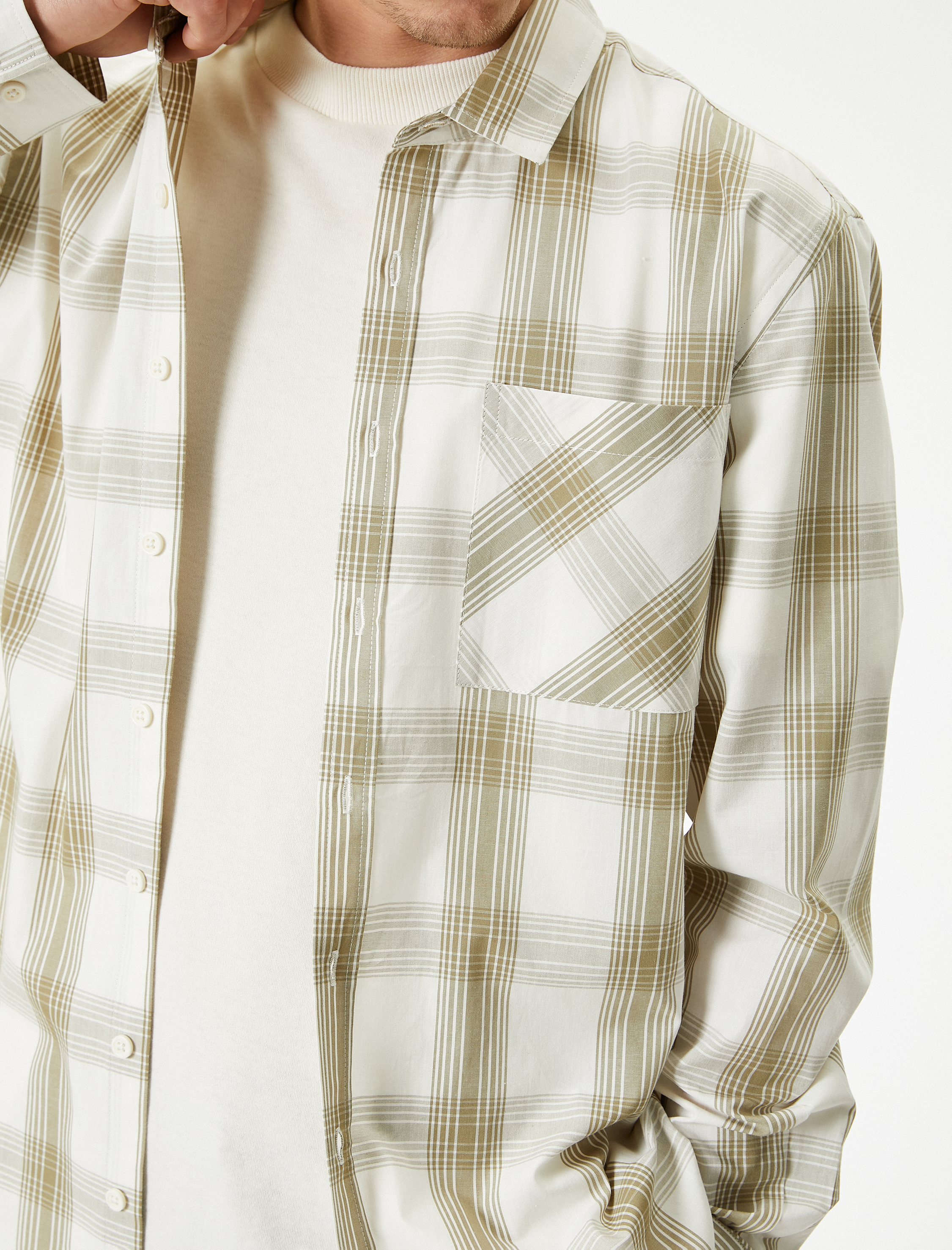   Ekoseli Gömlek Cep Detaylı Klasik Yaka Düğmeli Regular Fit