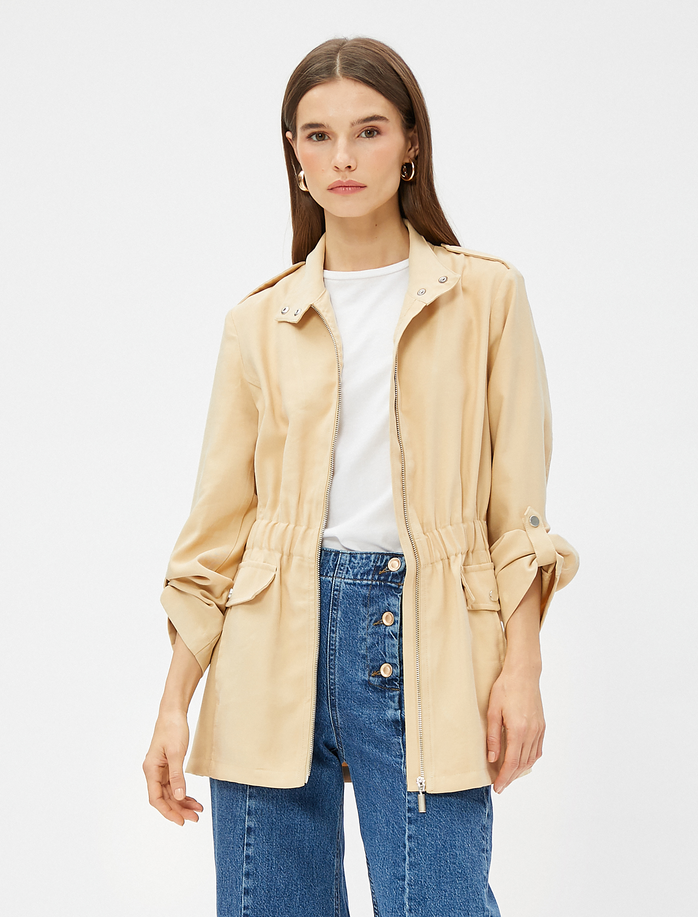   Kısa Trençkot Fermuarlı Apolet Detaylı