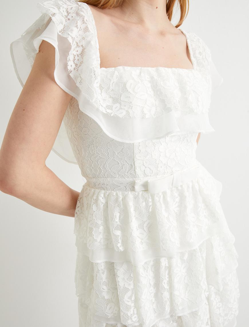   Mini Dantelli Elbise Bridal Omzu Açık Kolları Fırfırlı Astarlı