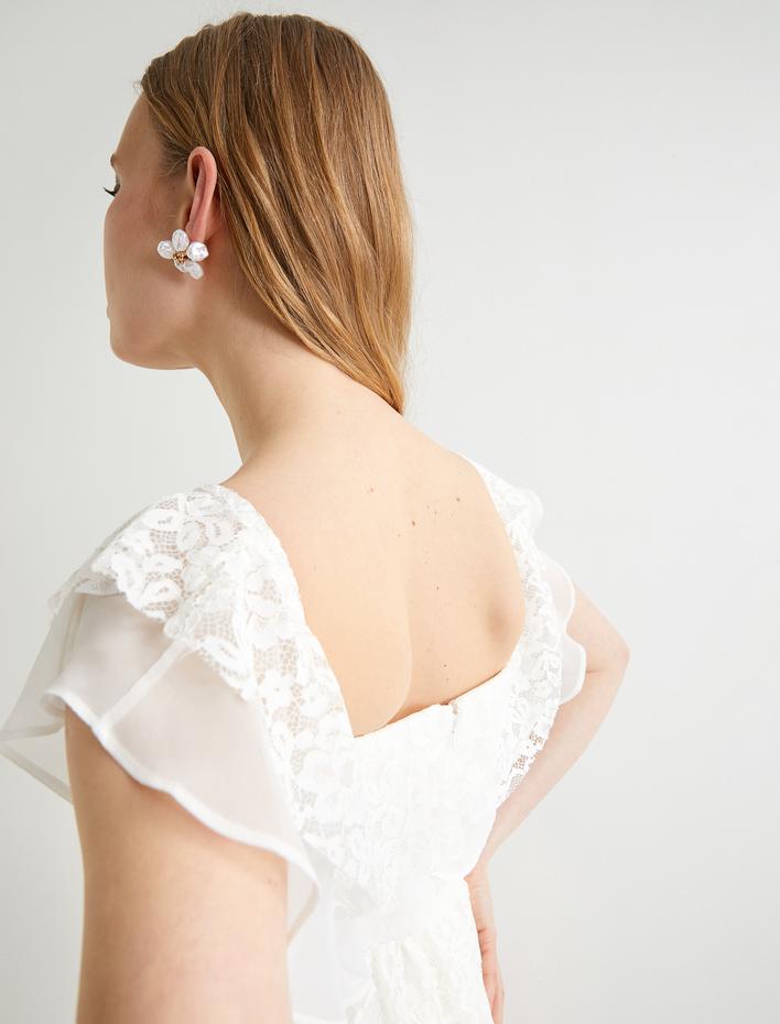  Mini Dantelli Elbise Bridal Omzu Açık Kolları Fırfırlı Astarlı