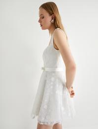 Mini Nikah Elbisesi Bridal Dantelli Kabarık Etek Sırt Dekolteli Fiyonk Detaylı