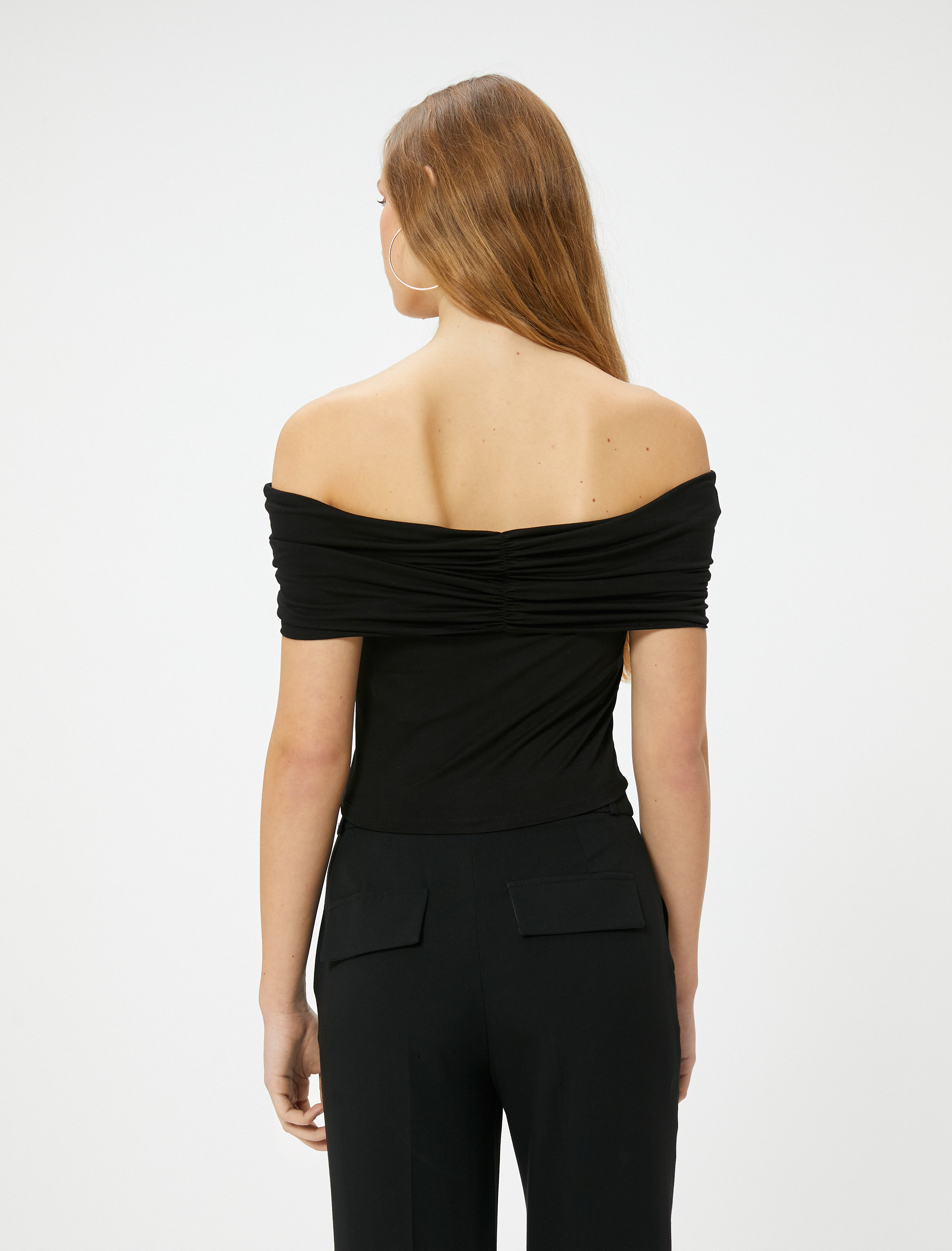   Madonna Yaka Tişört Omzu Açık Crop Drape Detaylı Viskoz Kumaş Slim Fit