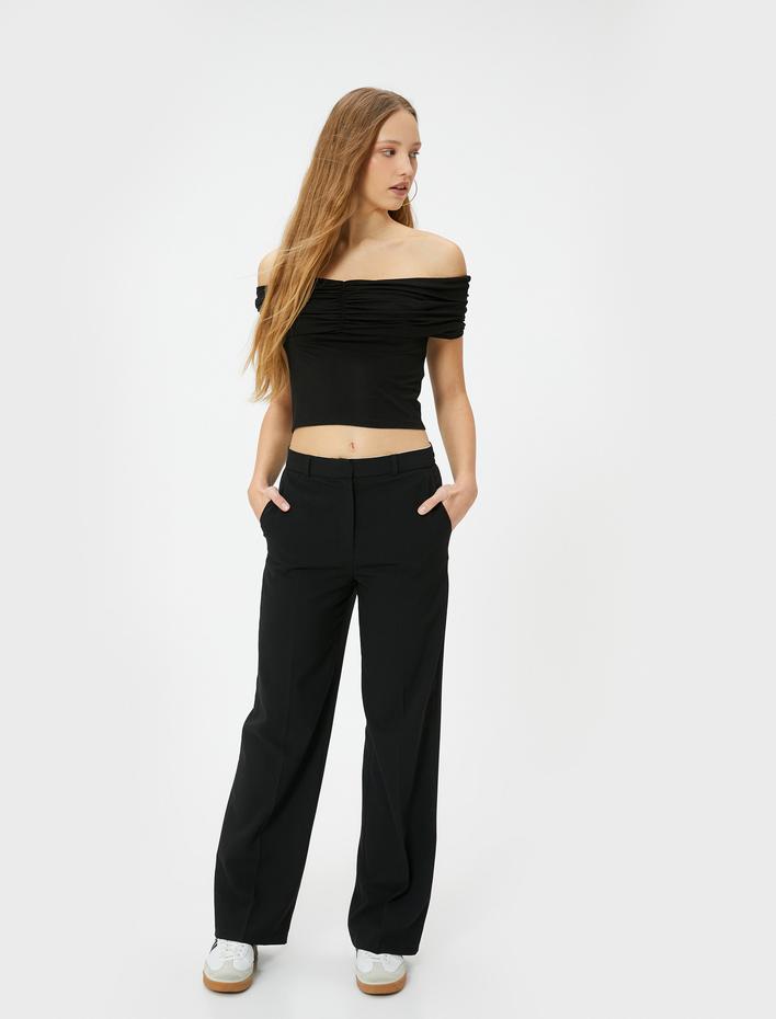  Madonna Yaka Tişört Omzu Açık Crop Drape Detaylı Viskoz Kumaş Slim Fit