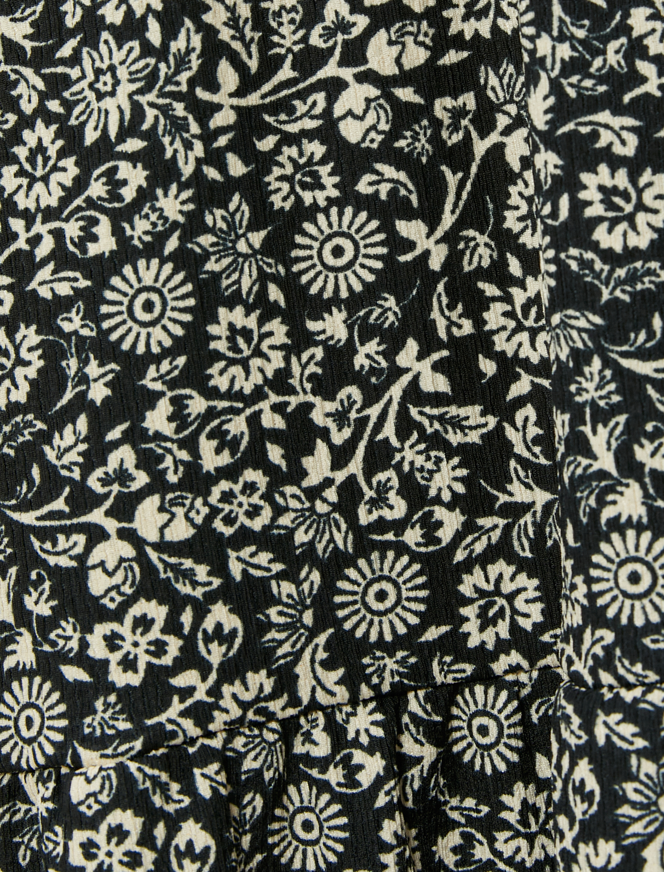   Çiçekli Elbise Midi Boy Kruvaze V Yaka Kısa Balon Kollu Rahat Kalıp Bürümcük