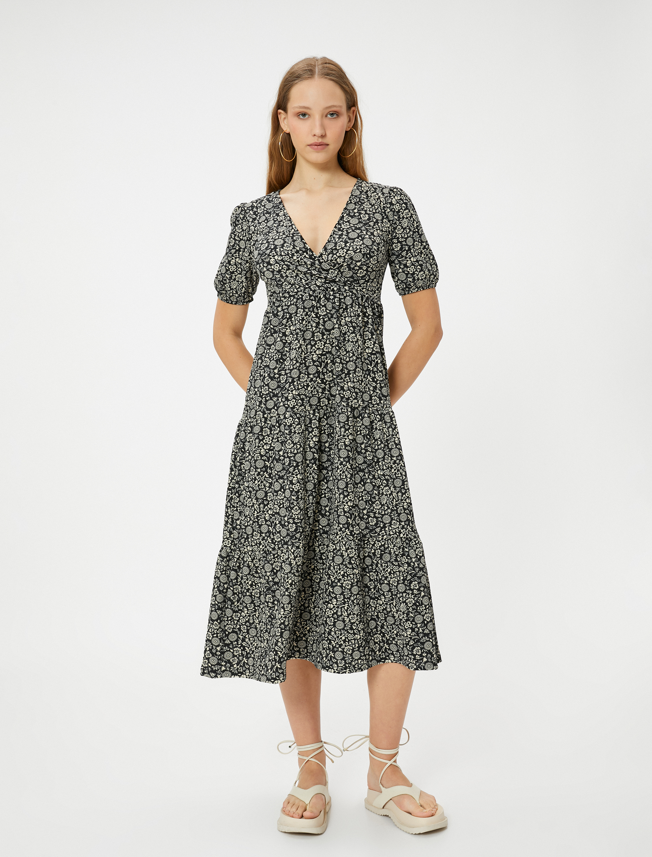   Çiçekli Elbise Midi Boy Kruvaze V Yaka Kısa Balon Kollu Rahat Kalıp Bürümcük