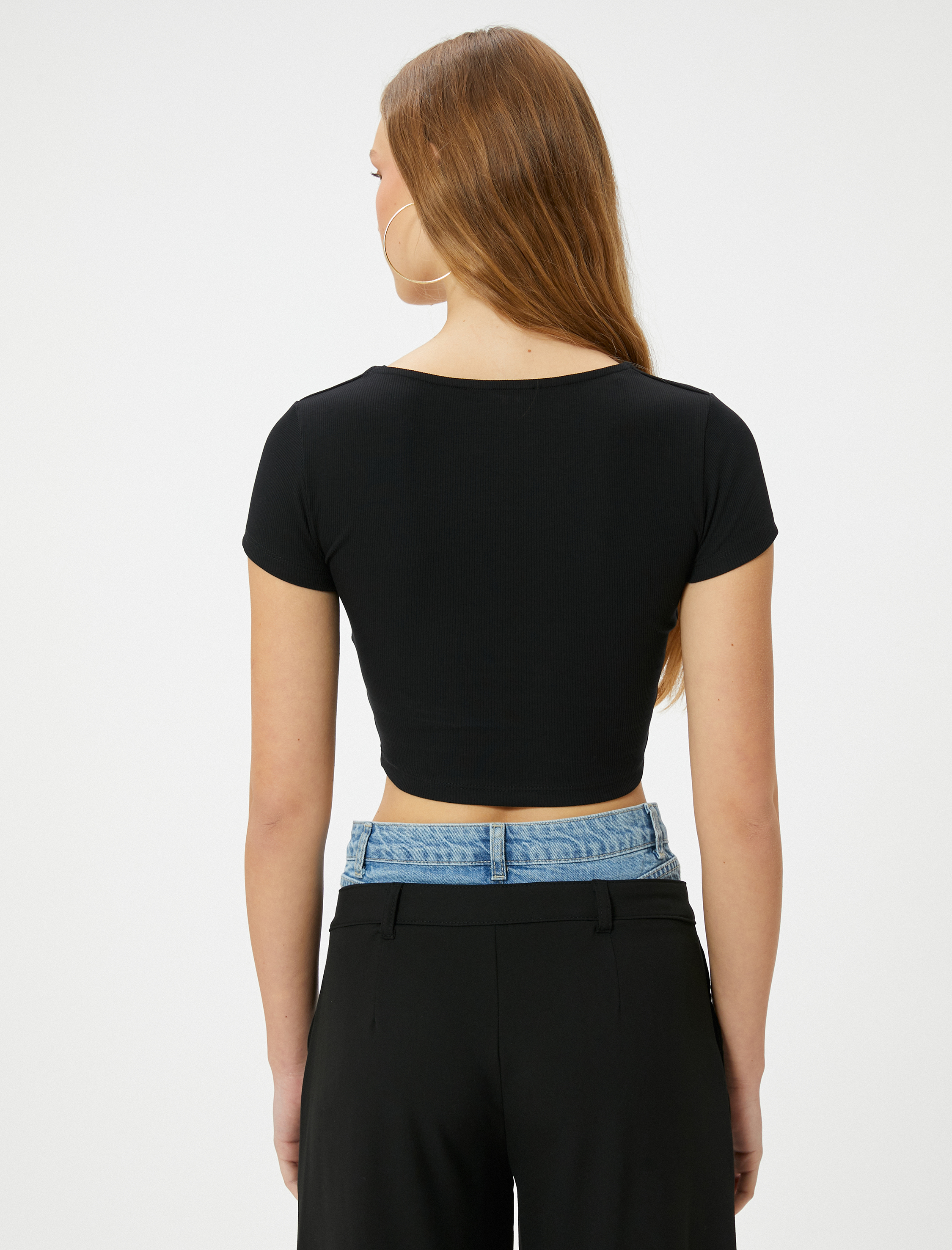   Kalp Yaka Crop Tişört Ribanalı Kısa Kollu Slim Fit