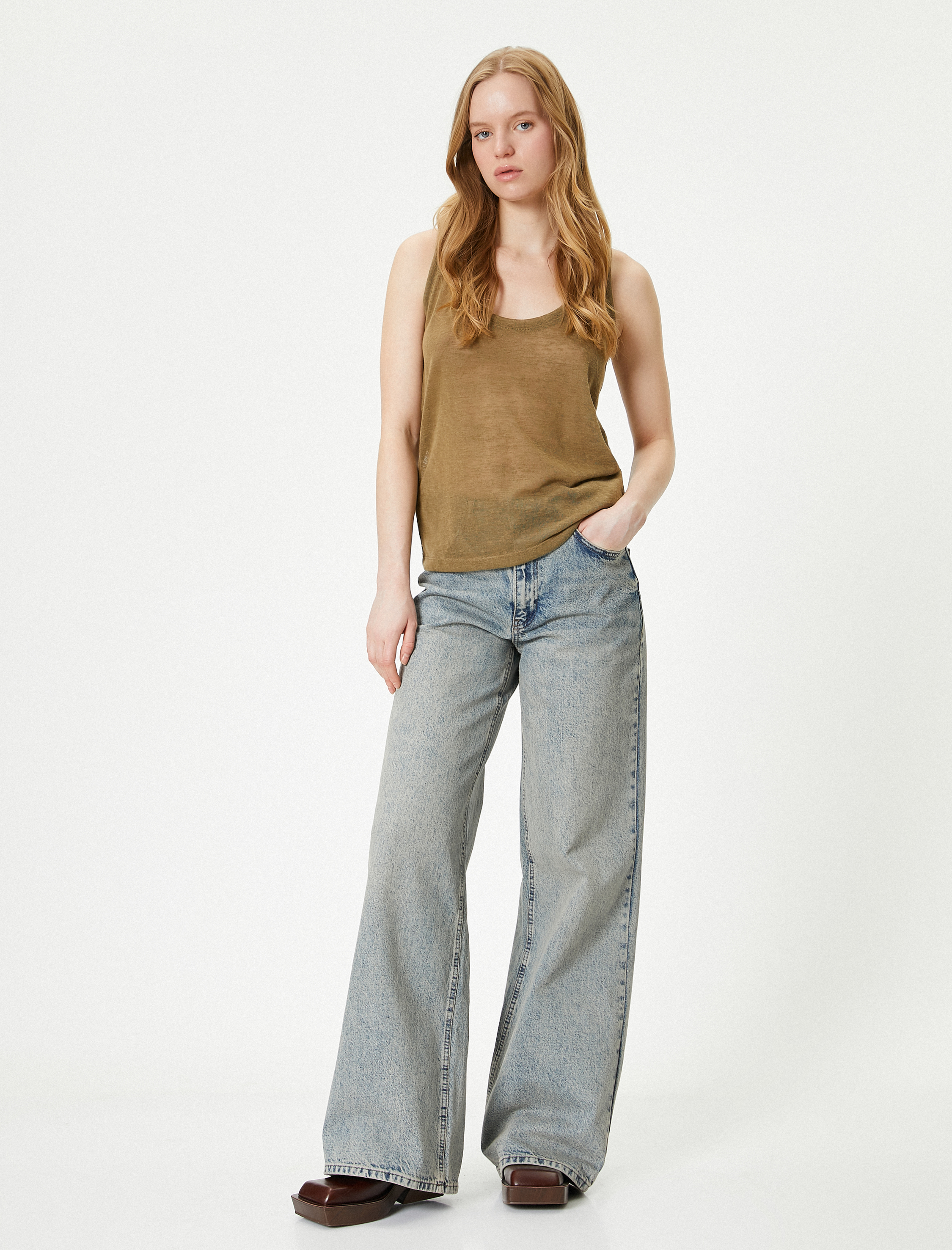   Askılı Atlet U Yaka Standart Kesim